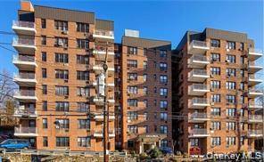 678 Warburton #3B, Yonkers, NY 10701