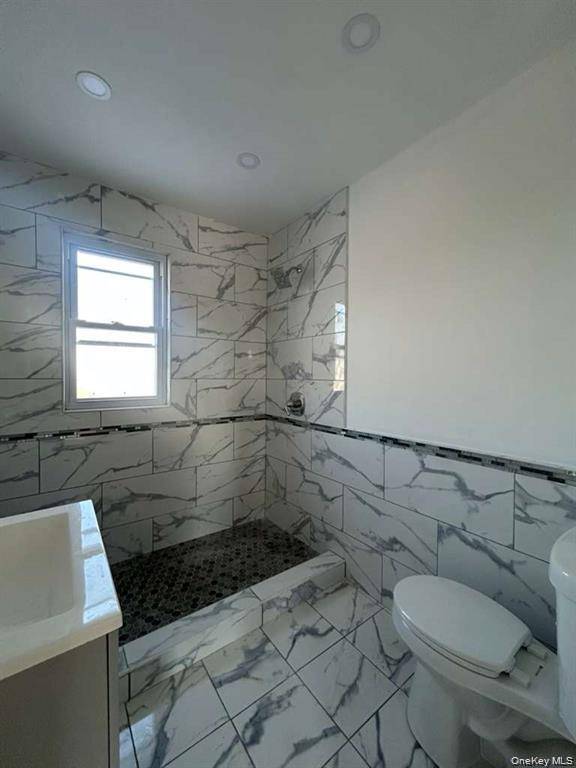 534 Beach 43rd ST, Far Rockaway, NY 11691