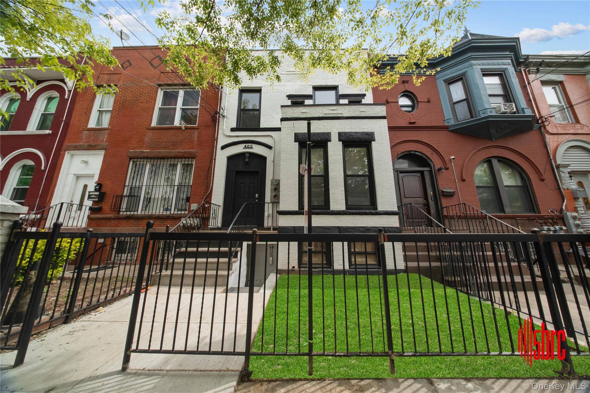 405 Miller AVE, Brooklyn, NY 11207