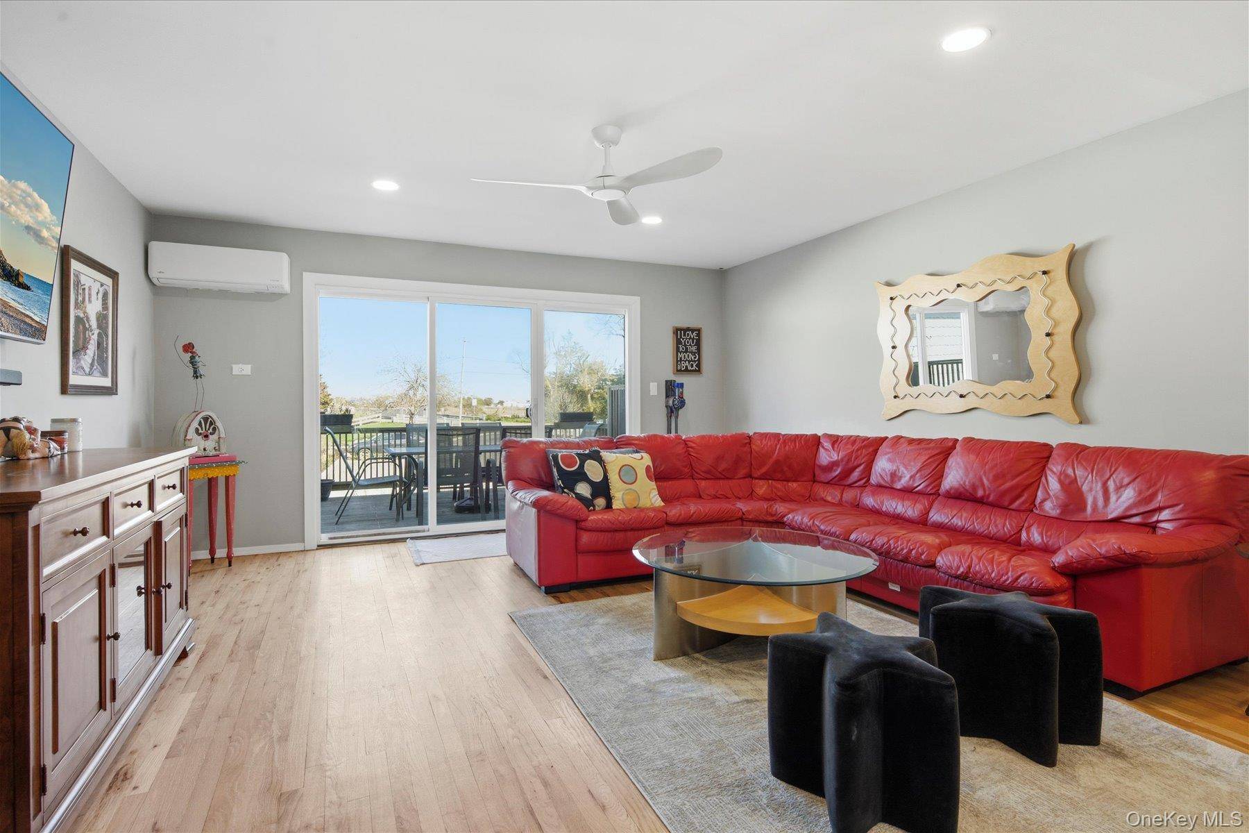 3039 Mitchell RD, Westhampton Beach, NY 11978
