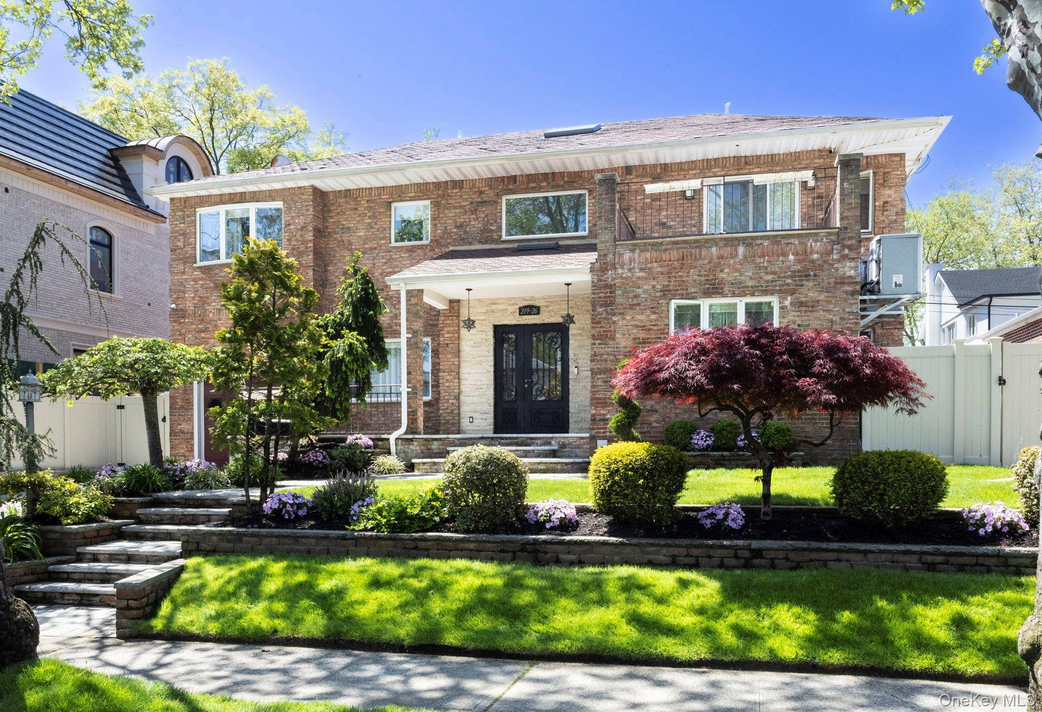 219-26 Peck AVE, Hollis Hills, NY 11427