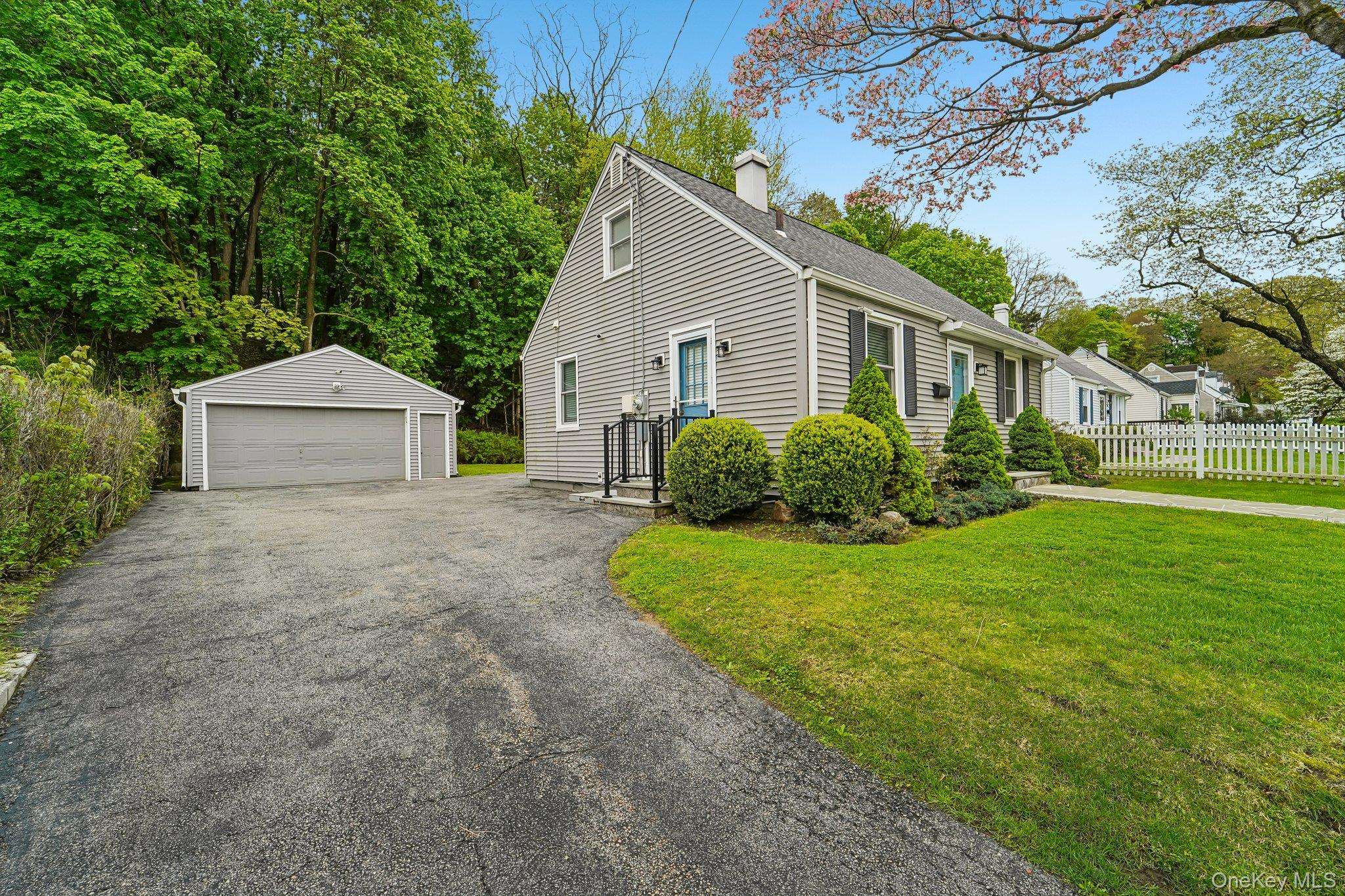 841 King ST, Peekskill, NY 10566
