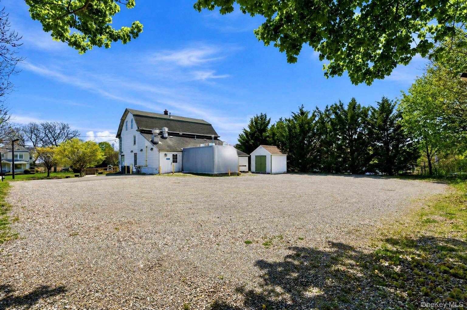 1612 Main RD, Jamesport, NY 11901