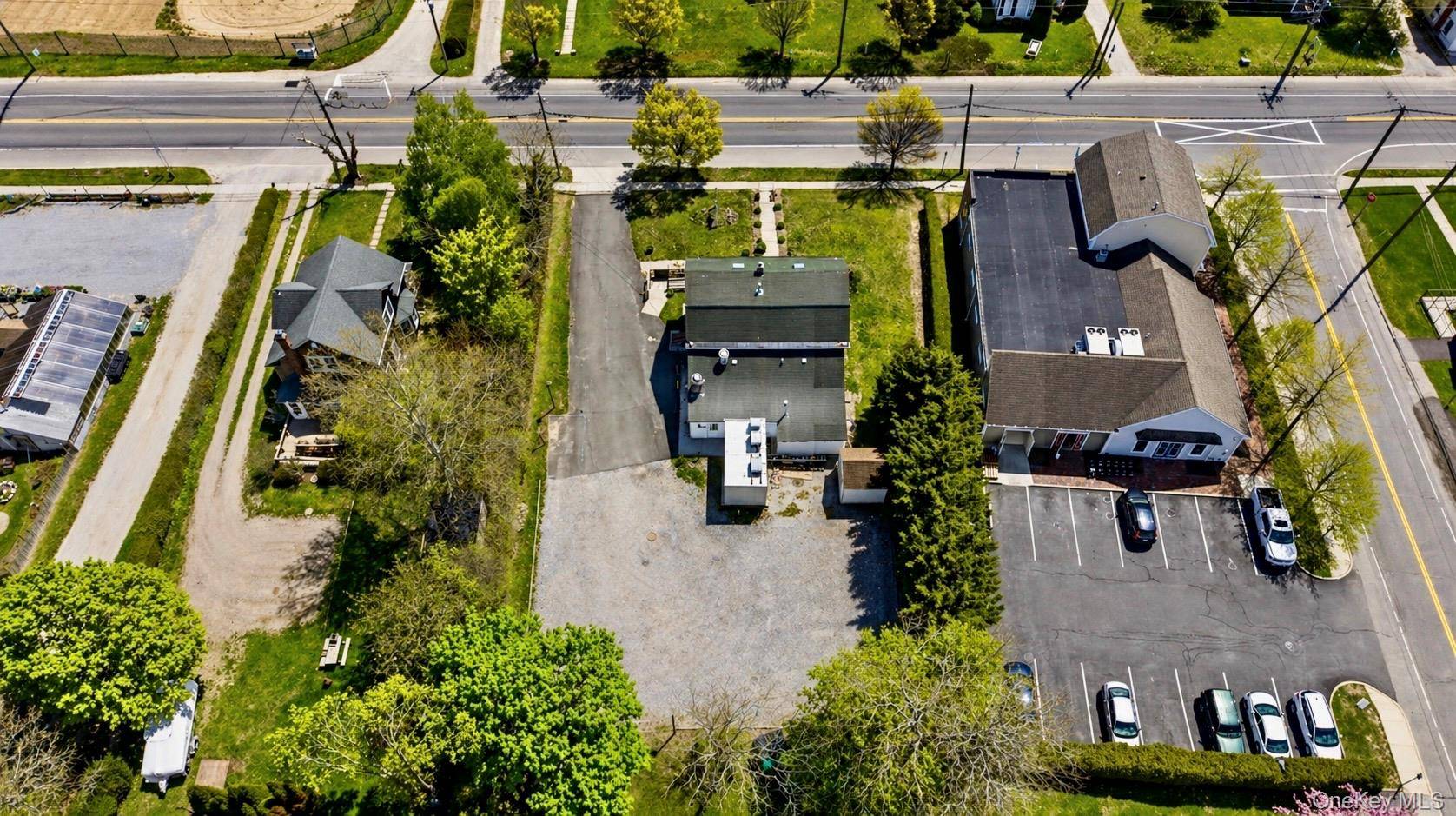 1612 Main RD, Jamesport, NY 11901
