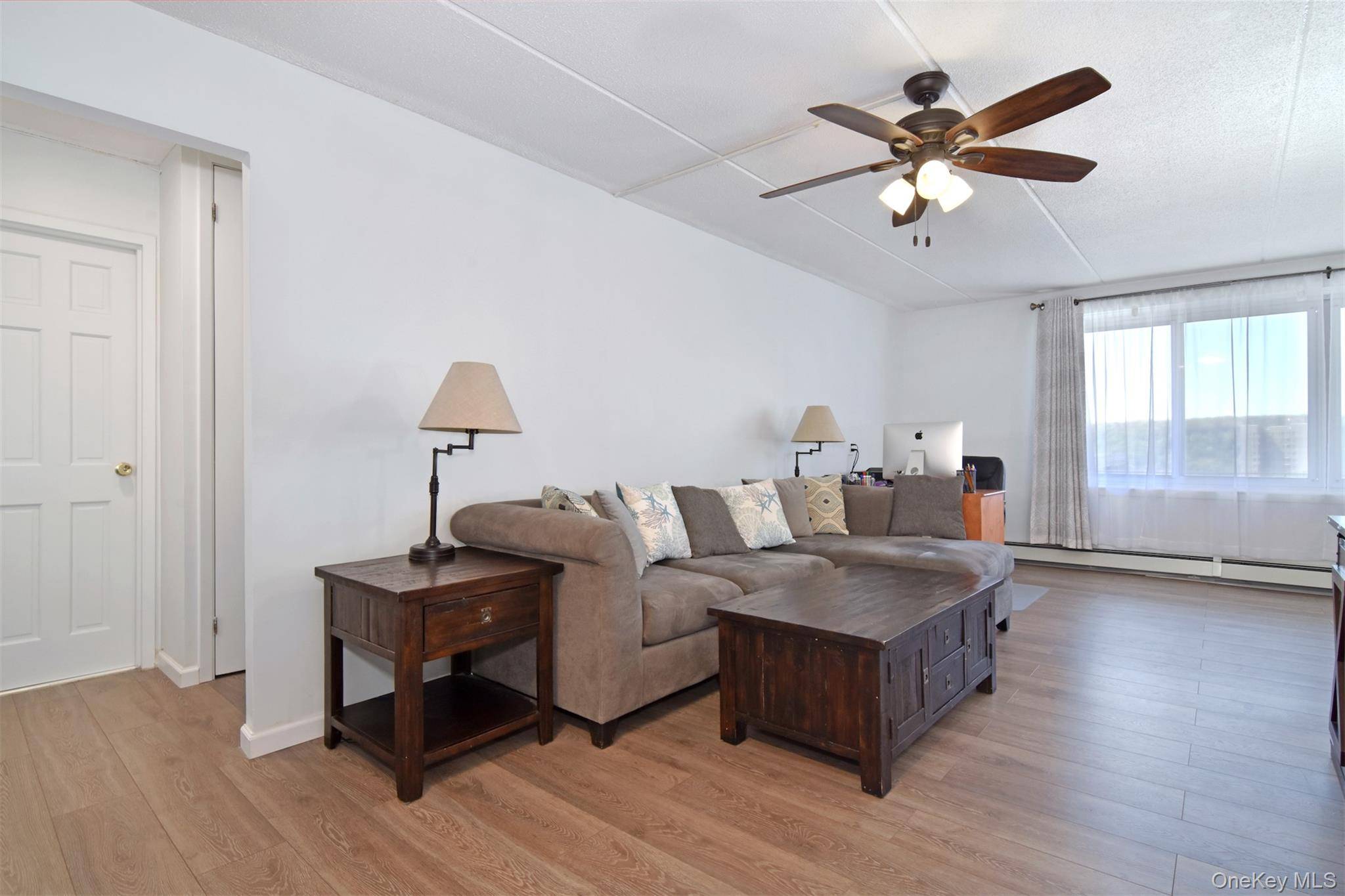 397 N Broadway #1Q, Yonkers, NY 10701