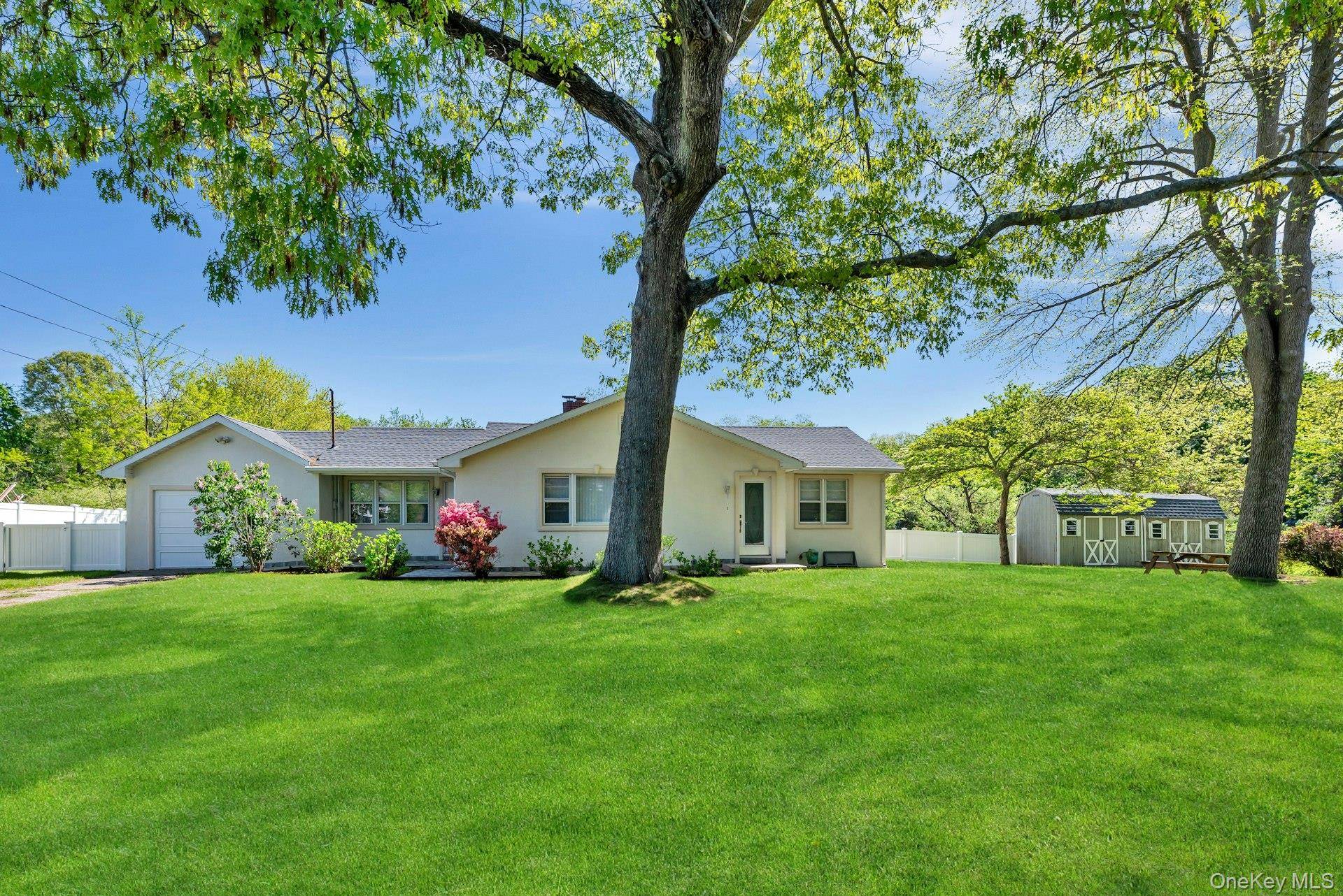 380 Clark RD, Southold, NY 11971