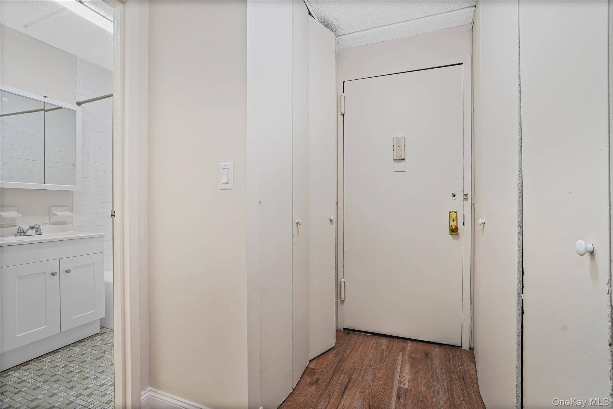 1 David LN #2A, Yonkers, NY 10701