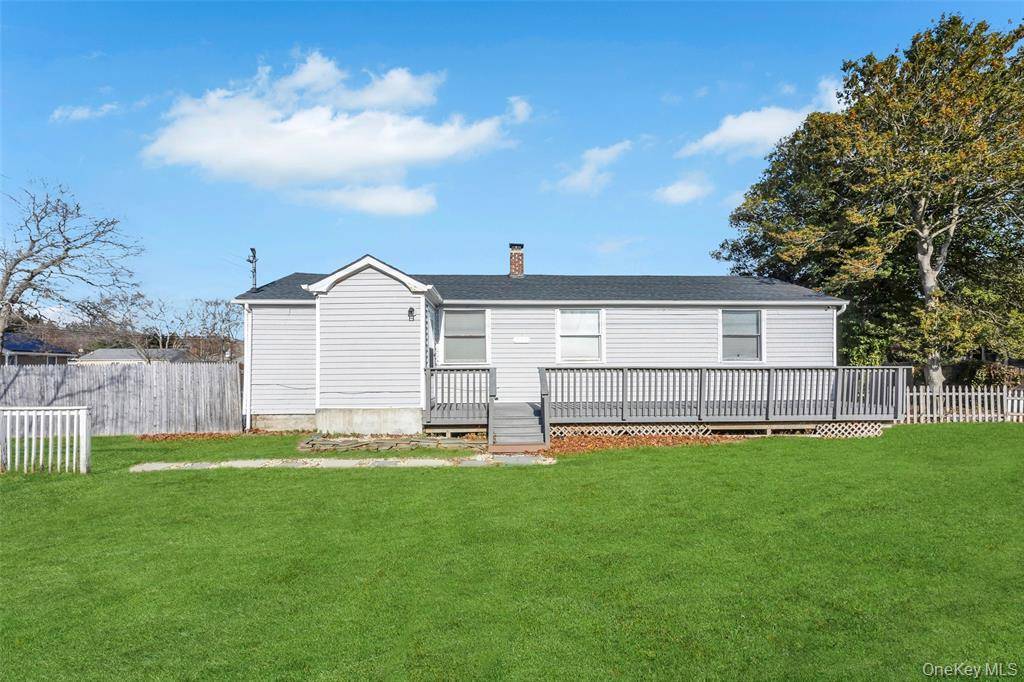 209 Jamaica AVE, Medford, NY 11763