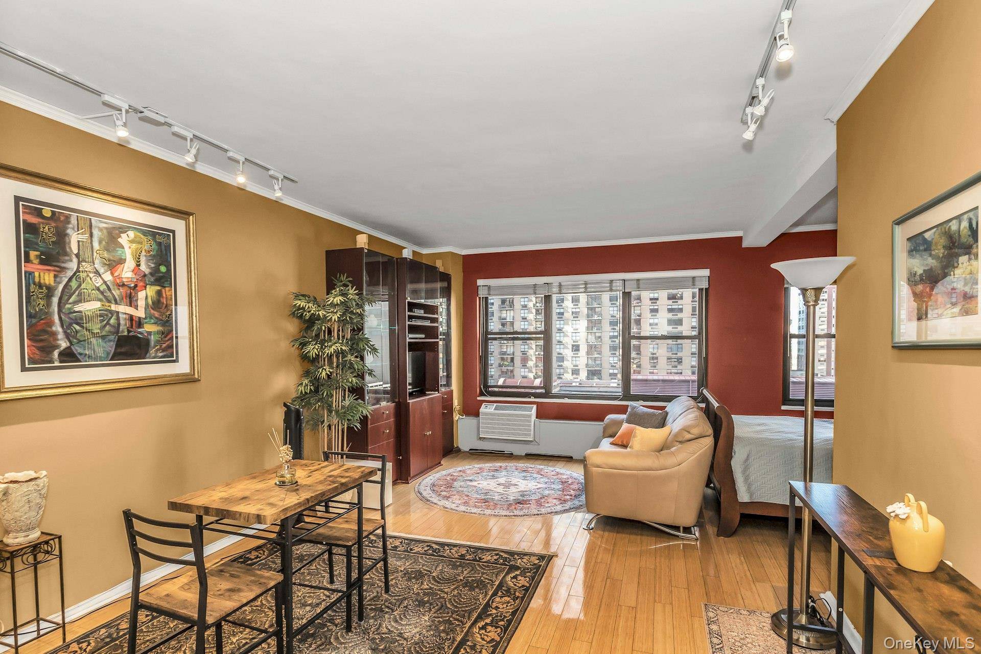 2 Tudor City PL #3M-South, New York (manhattan), NY 10017