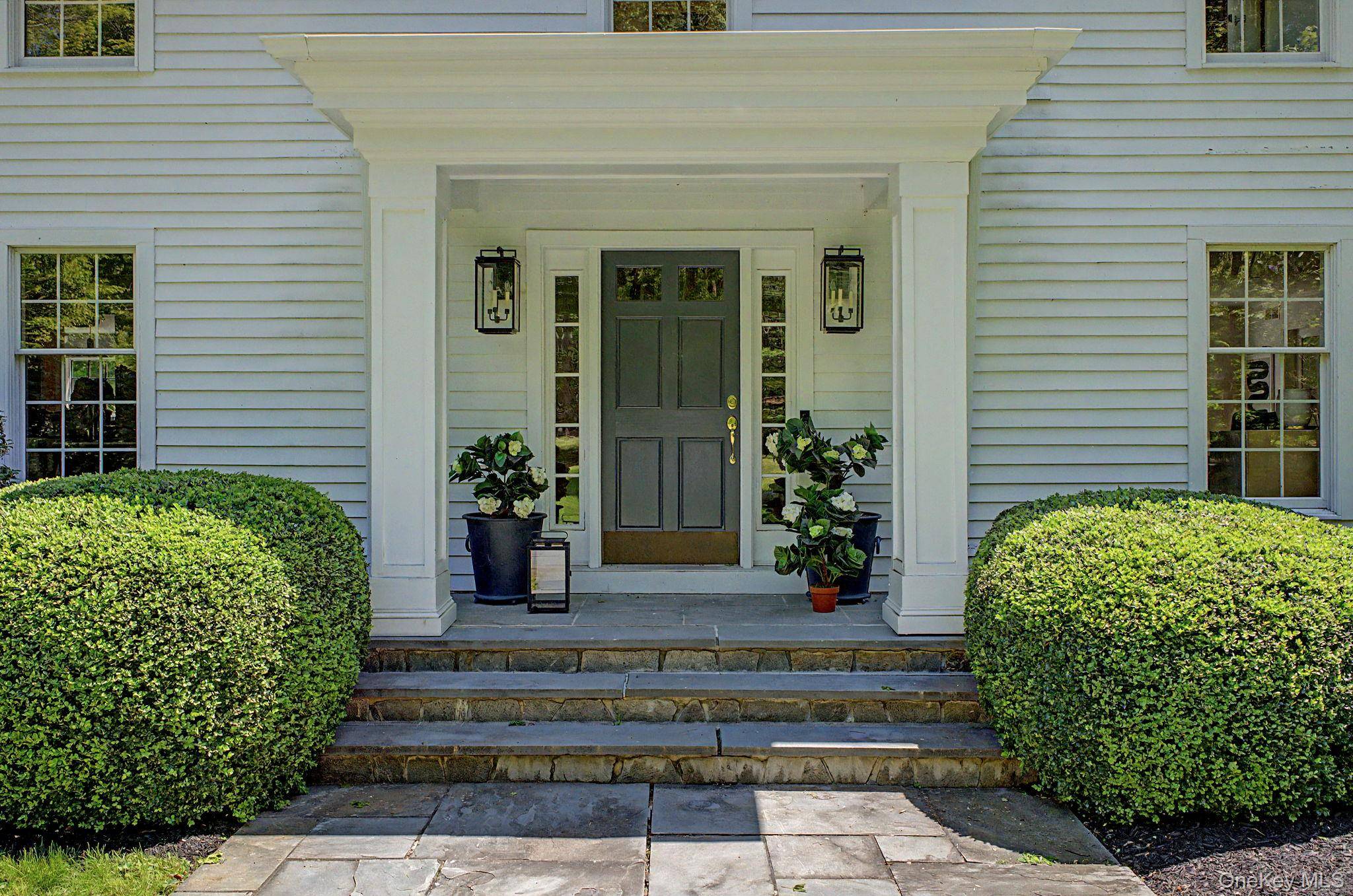 240 Eastwoods RD, Pound Ridge, NY 10576