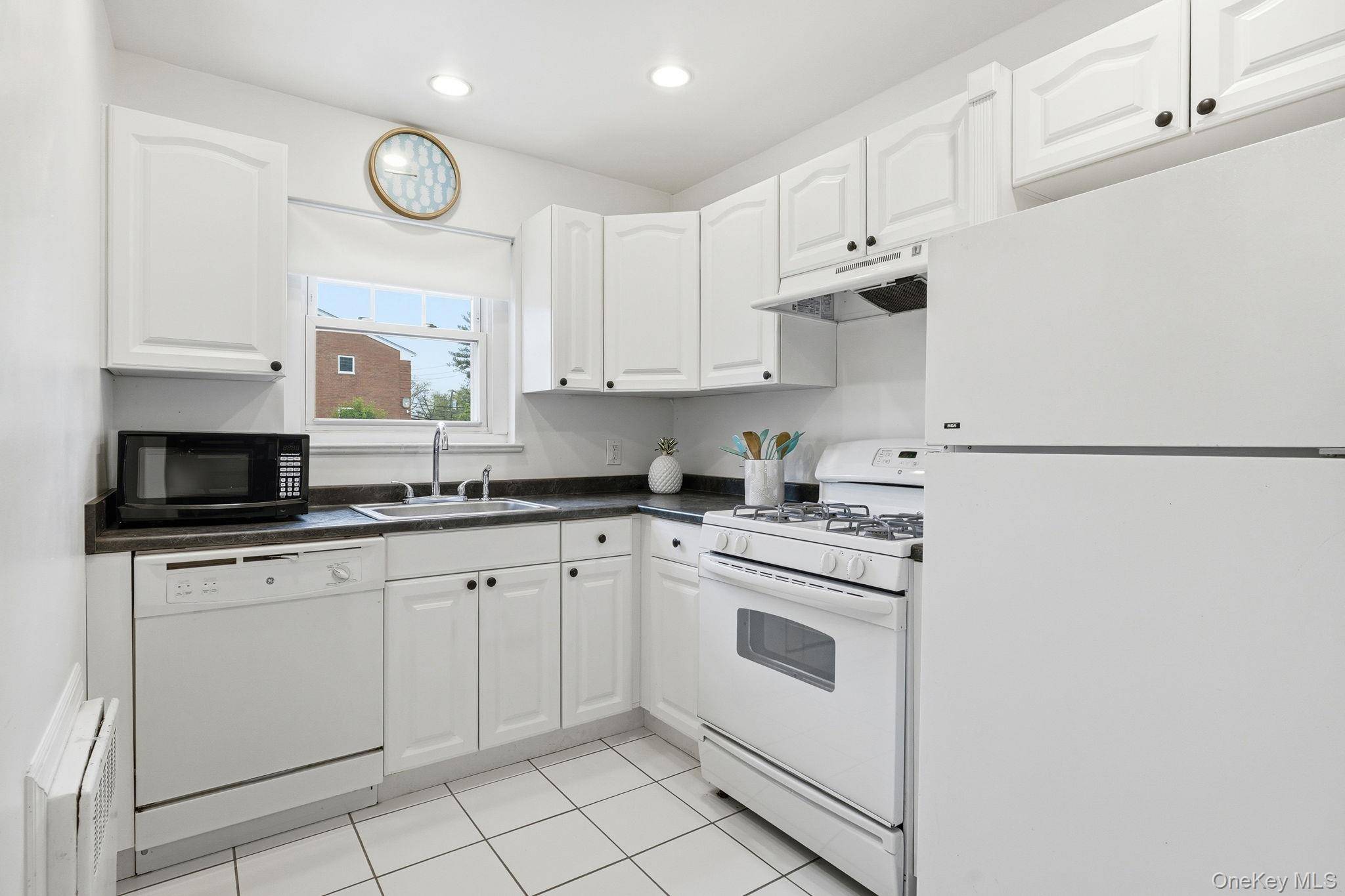1879 Crompond Road #C10, Peekskill, NY 10566