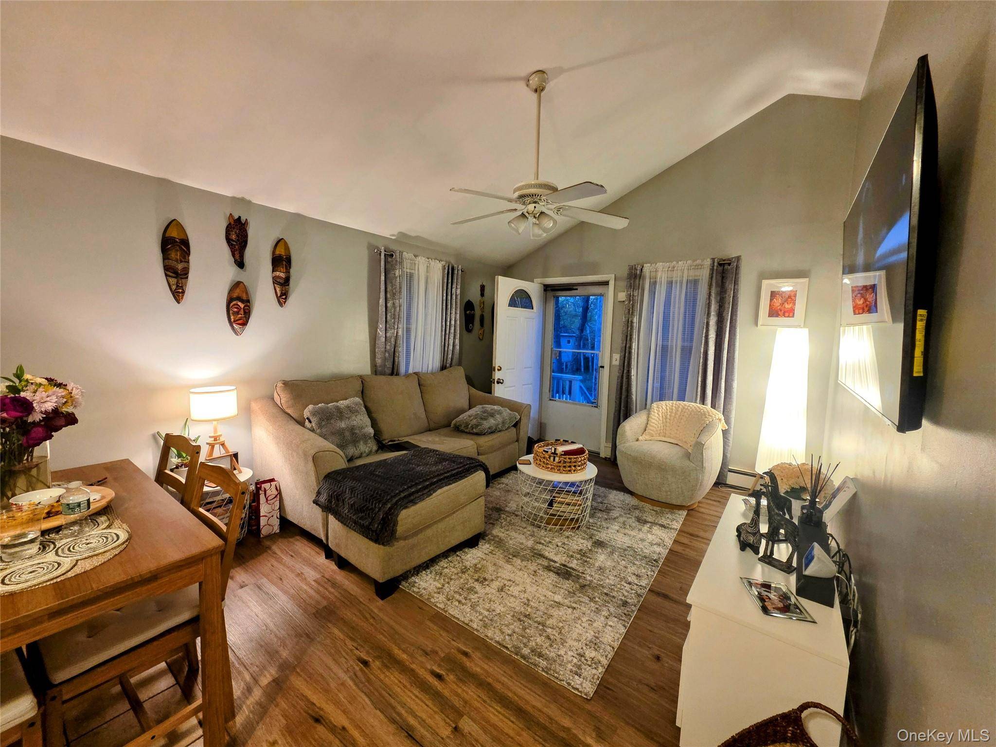 117 Maple AVE, Flanders, NY 11901