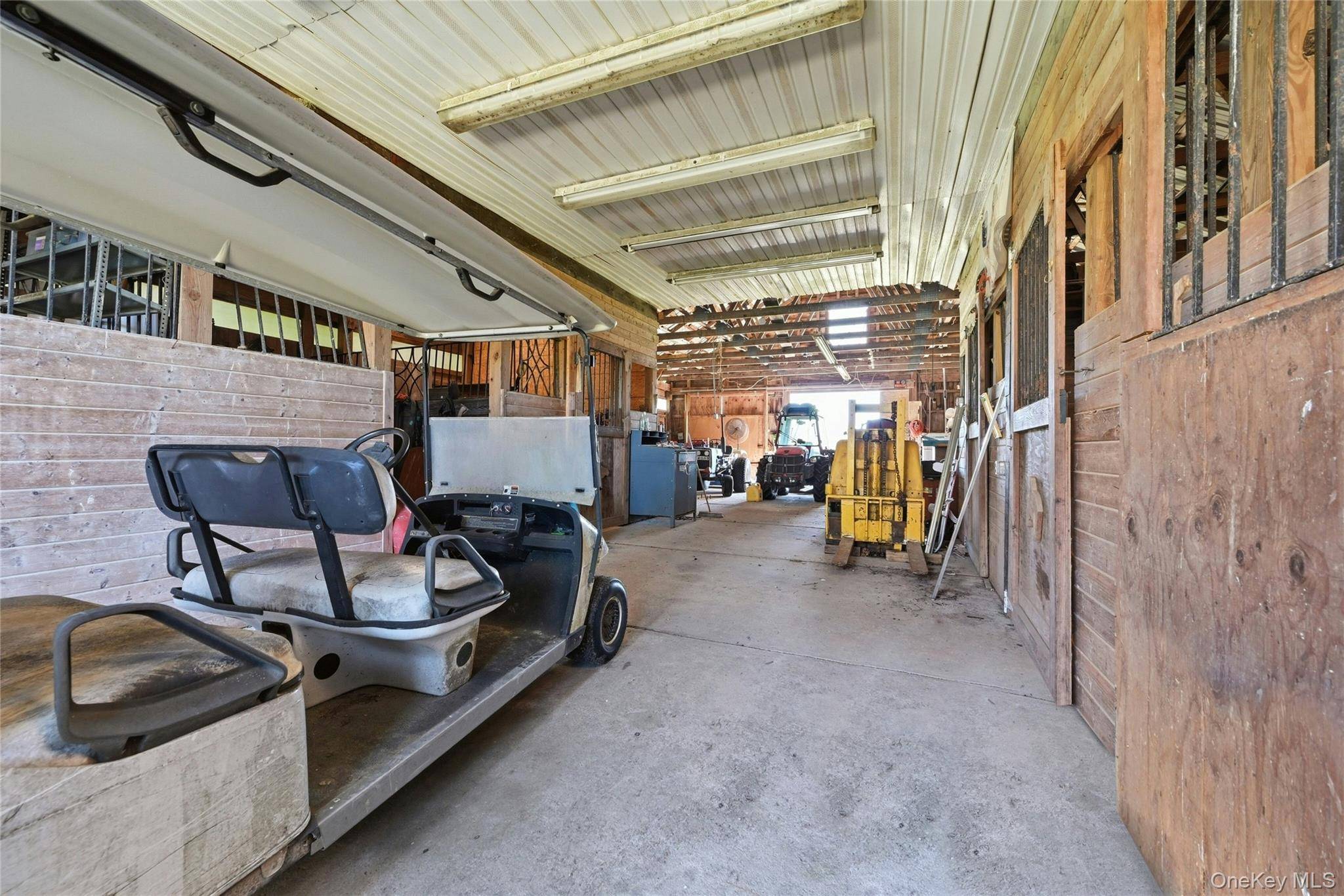 35950 Main RD, Cutchogue, NY 11935