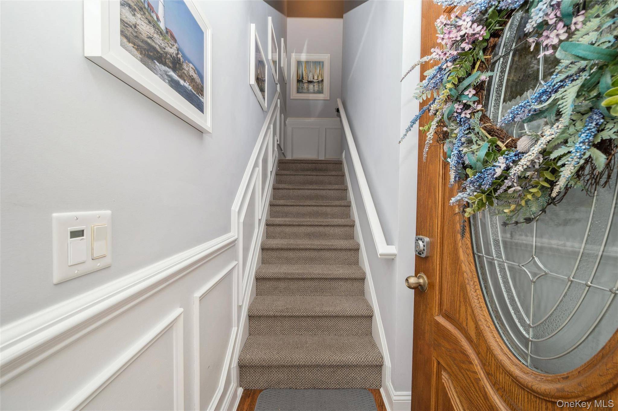 608 Carman AVE #C2, Westbury, NY 11590