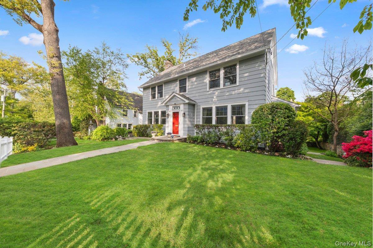3 Vanderburgh AVE, Larchmont, NY 10538