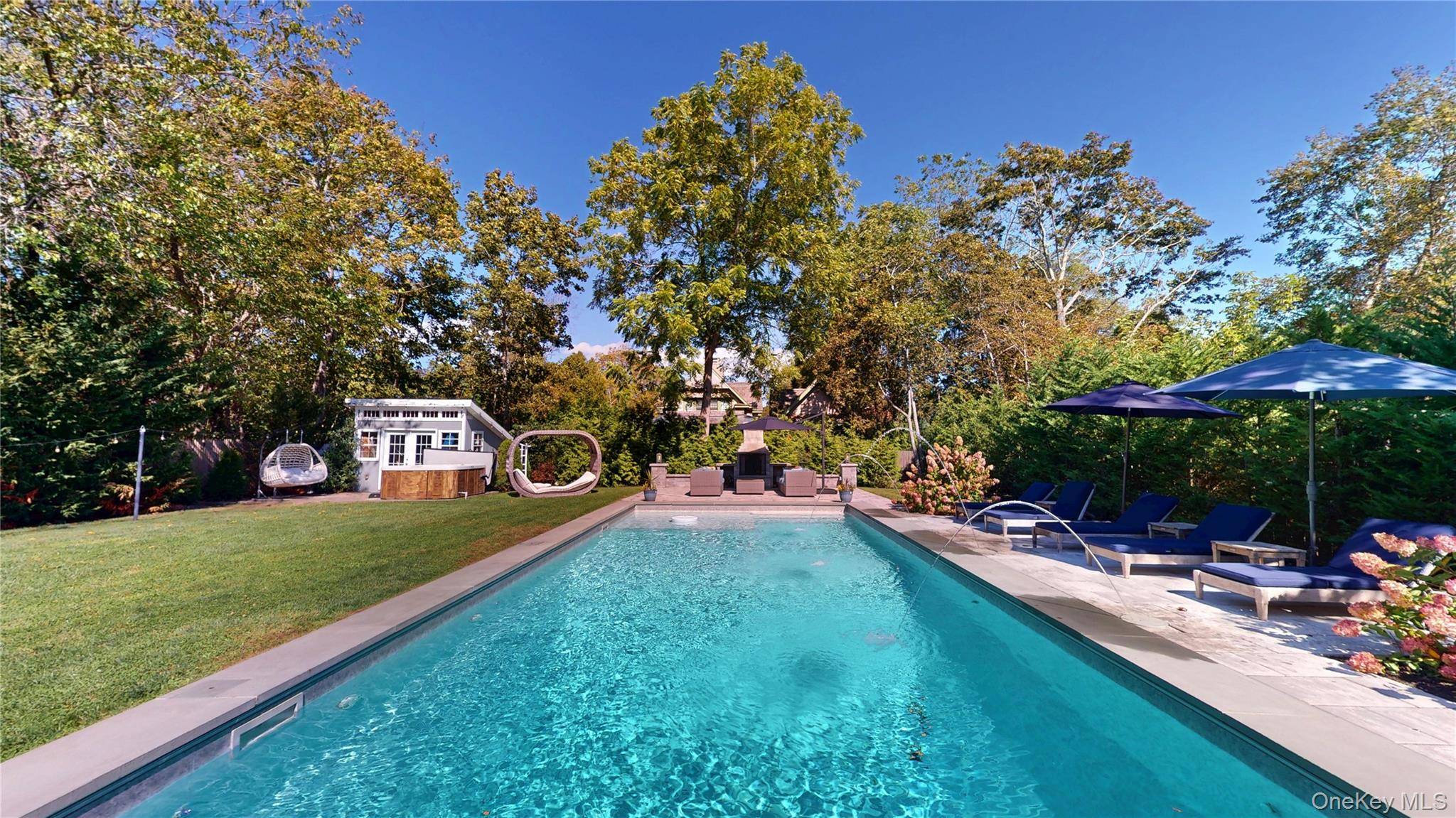5 Halsey AVE, East Quogue, NY 11942