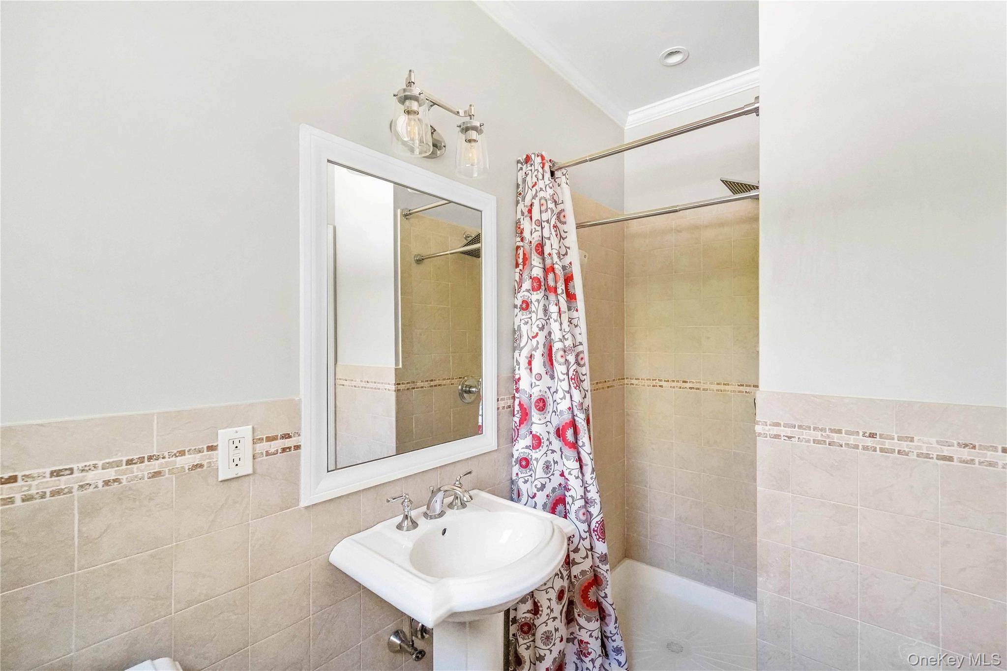 39 Foster RD #A, Quogue, NY 11959
