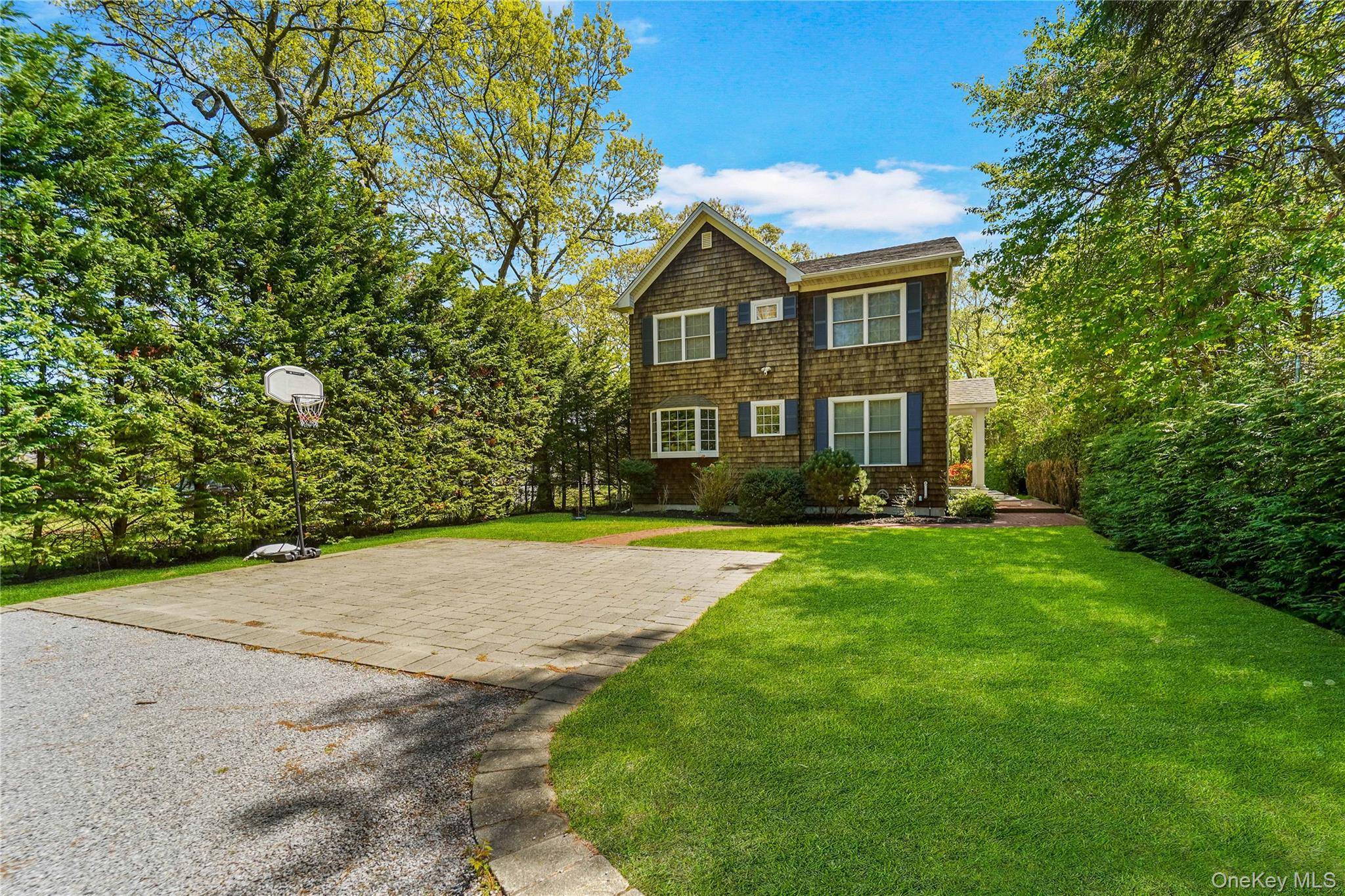 39 Foster RD #A, Quogue, NY 11959