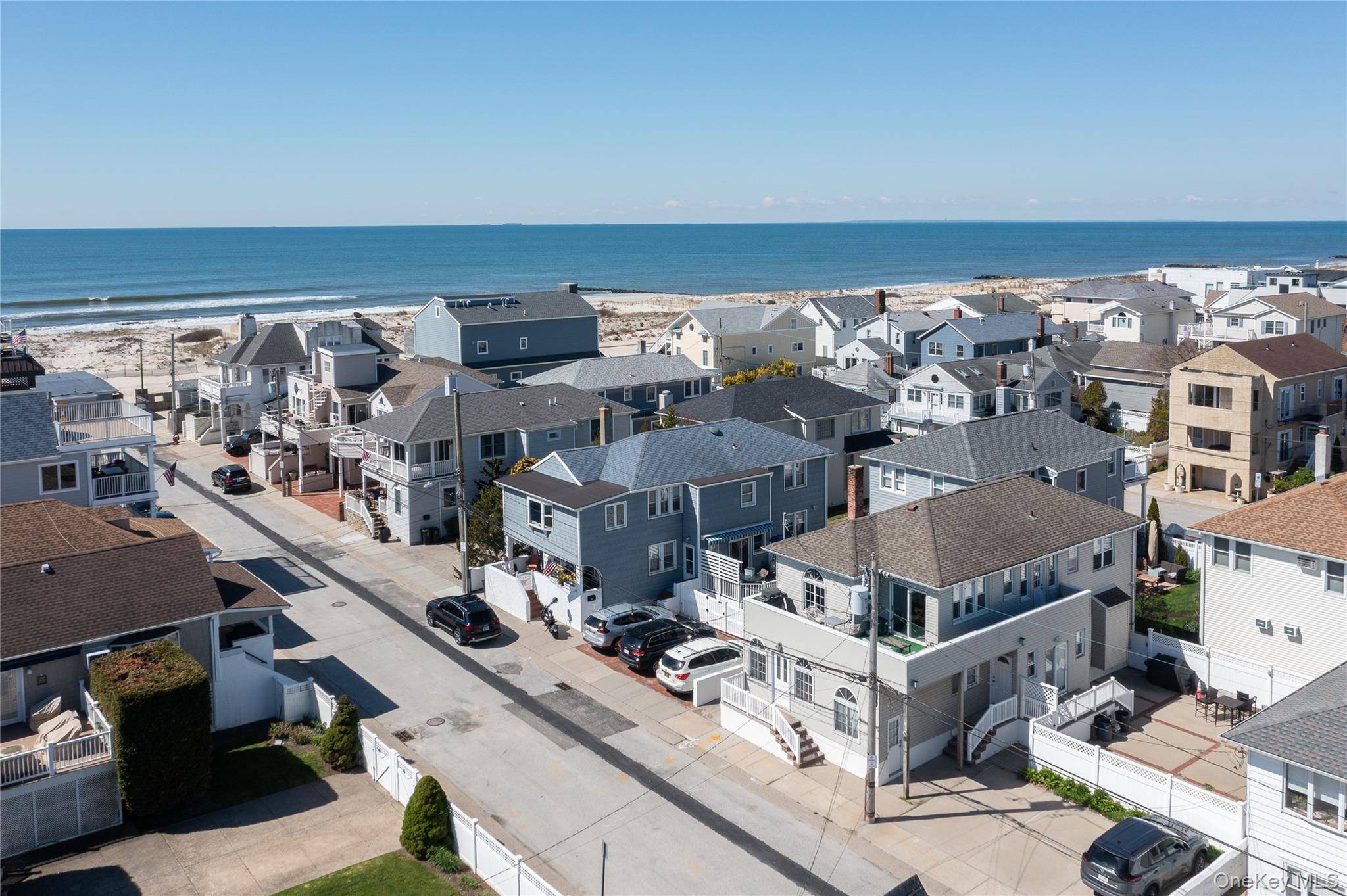 39 Troy AVE, East Atlantic Beach, NY 11561