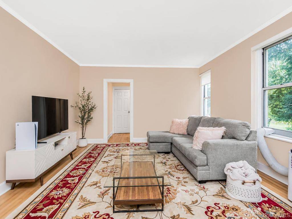 472 Gramatan AVE #O2, Mount Vernon, NY 10552