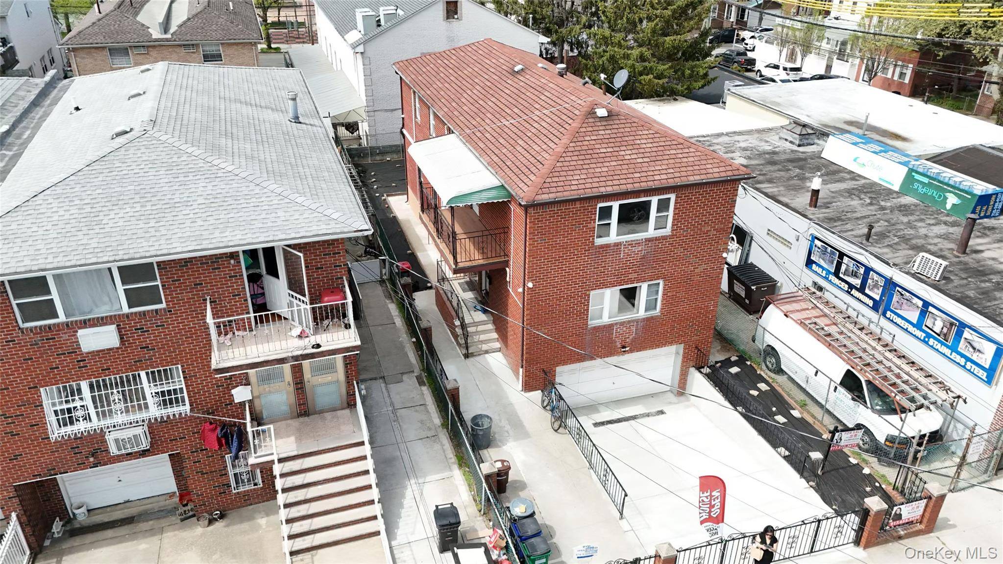 20-08 125th ST, College Point, NY 11356