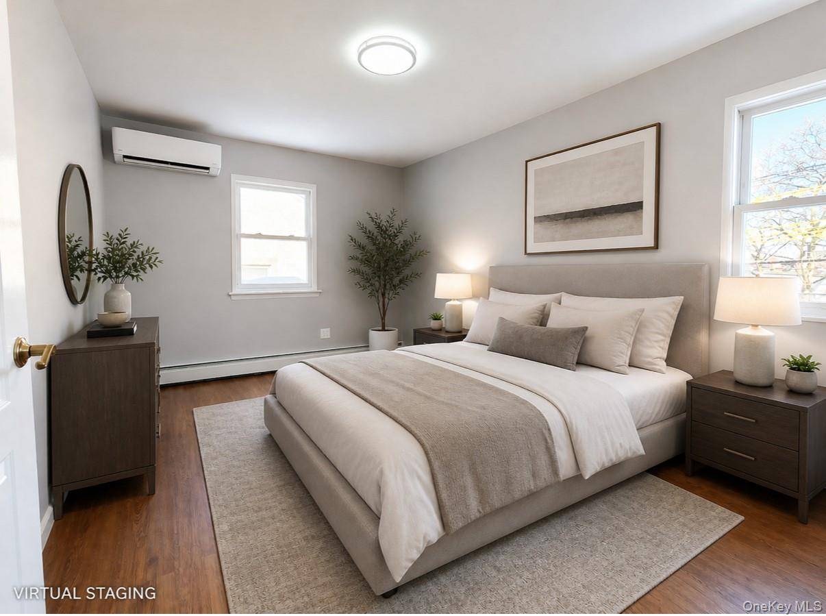 20-08 125th ST, College Point, NY 11356