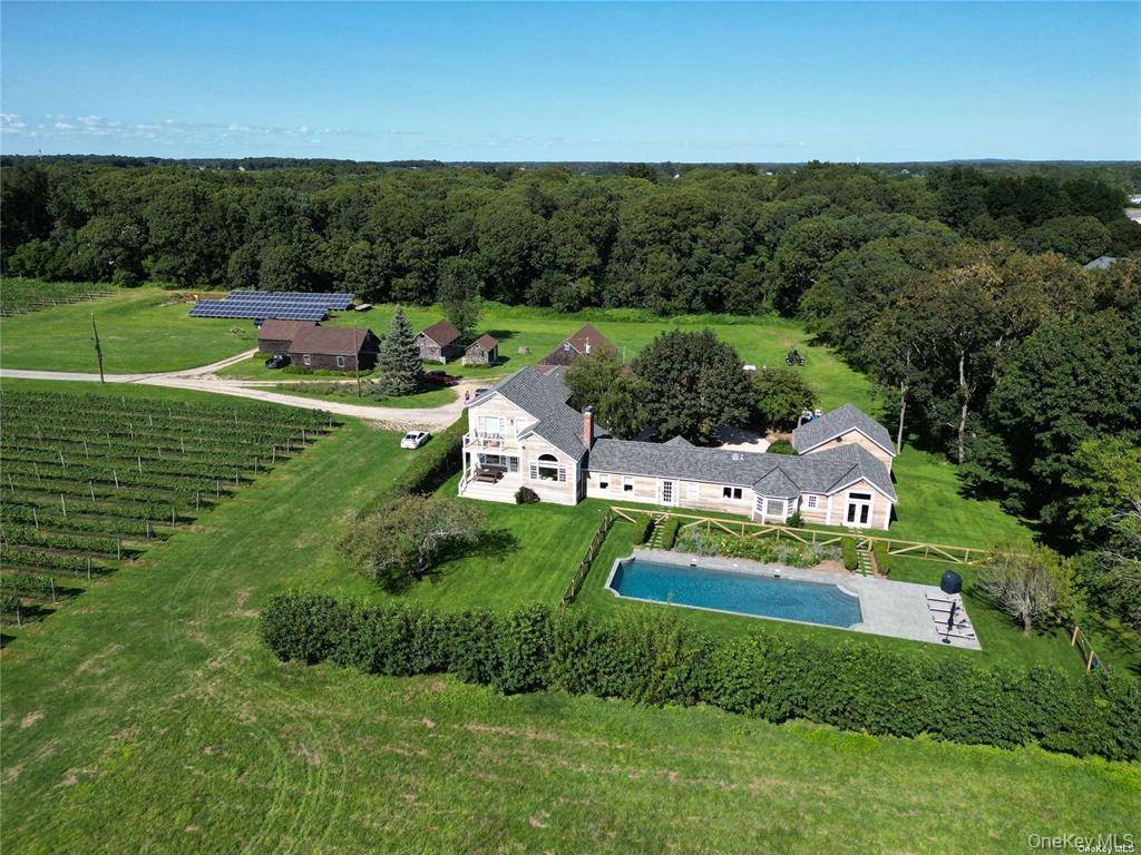 4782 Alvah's LN, Cutchogue, NY 11935