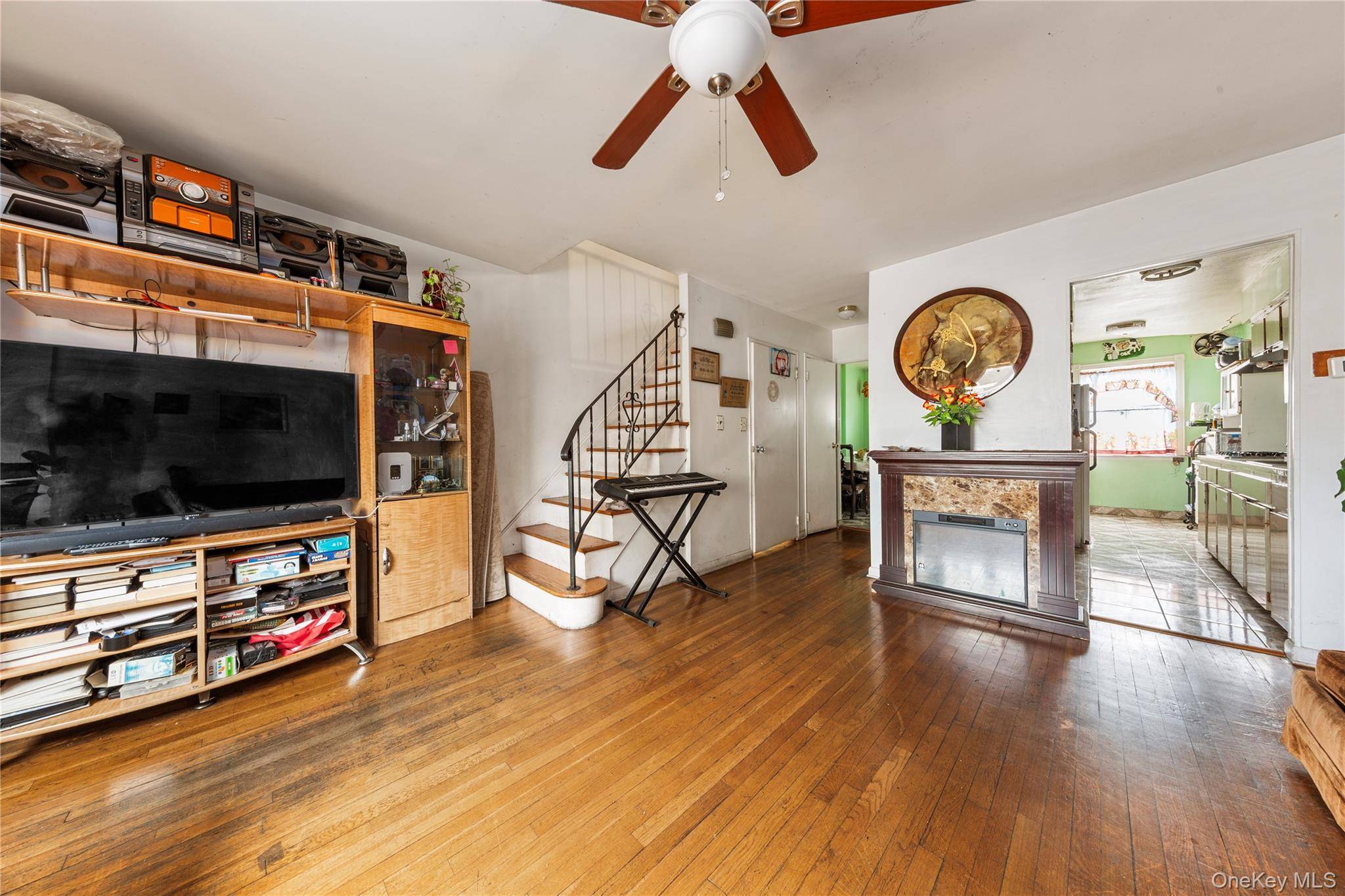 217-35 Hempstead AVE, Queens Village, NY 11429