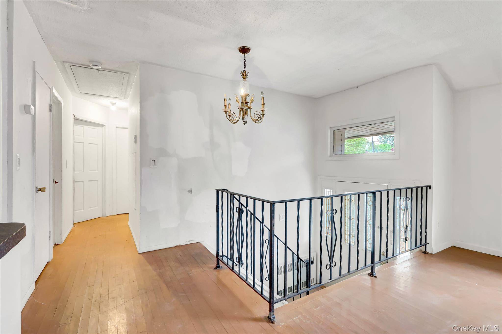 256 Vanderbilt AVE, Brentwood, NY 11717