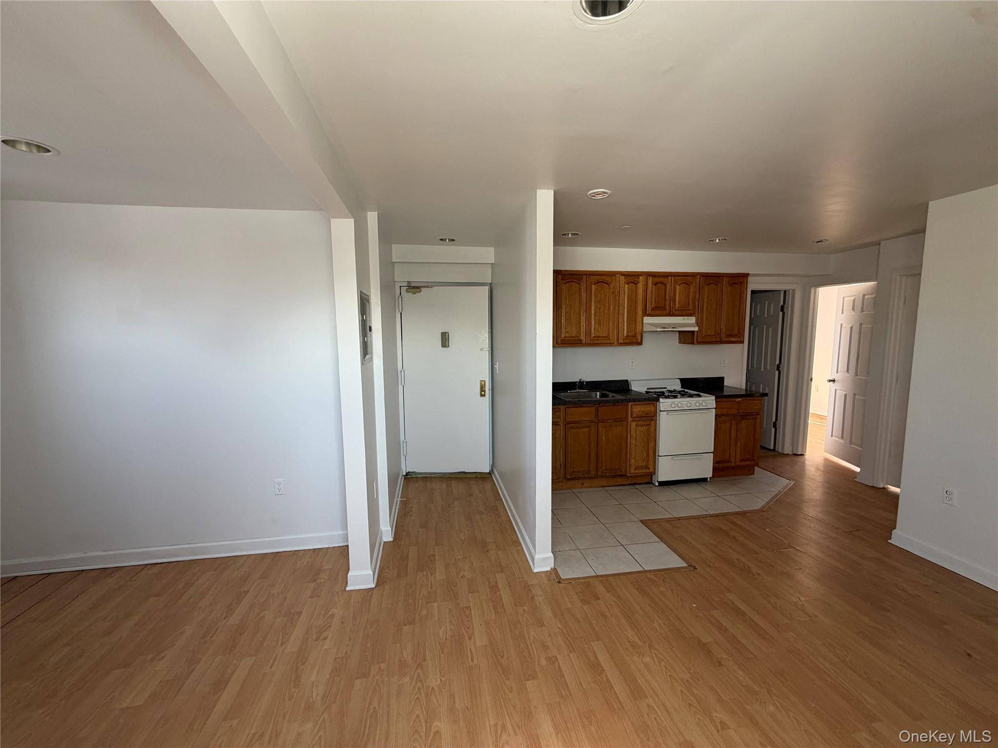 2381 Belmont AVE #6A, Bronx, NY 10458