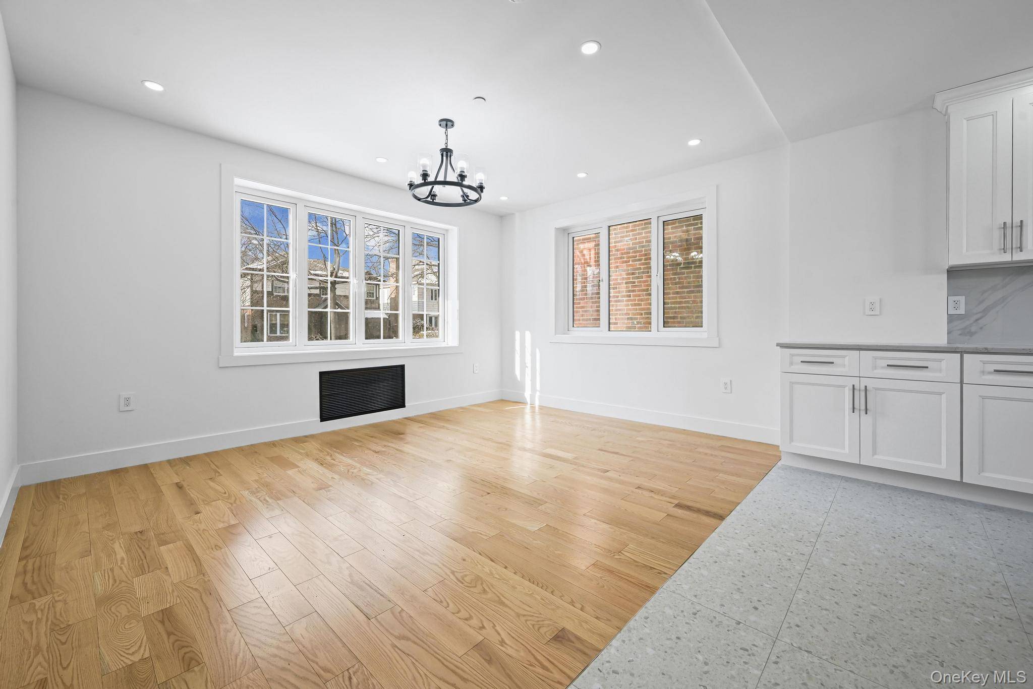 32-35 164th ST, Flushing, NY 11358