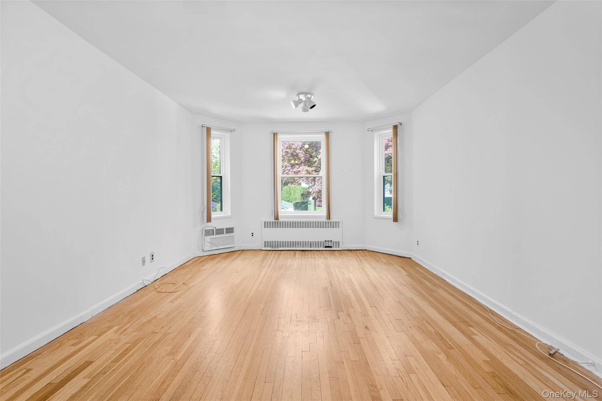 101 Old Mamaroneck RD #1B1B, White Plains, NY 10605