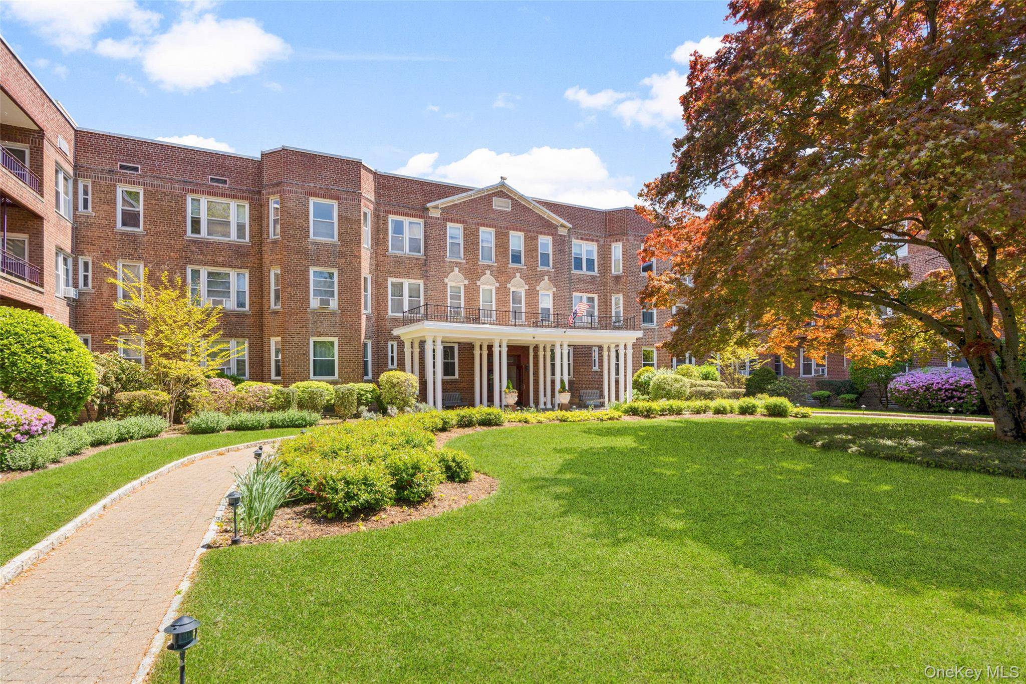 101 Old Mamaroneck RD #1B1B, White Plains, NY 10605