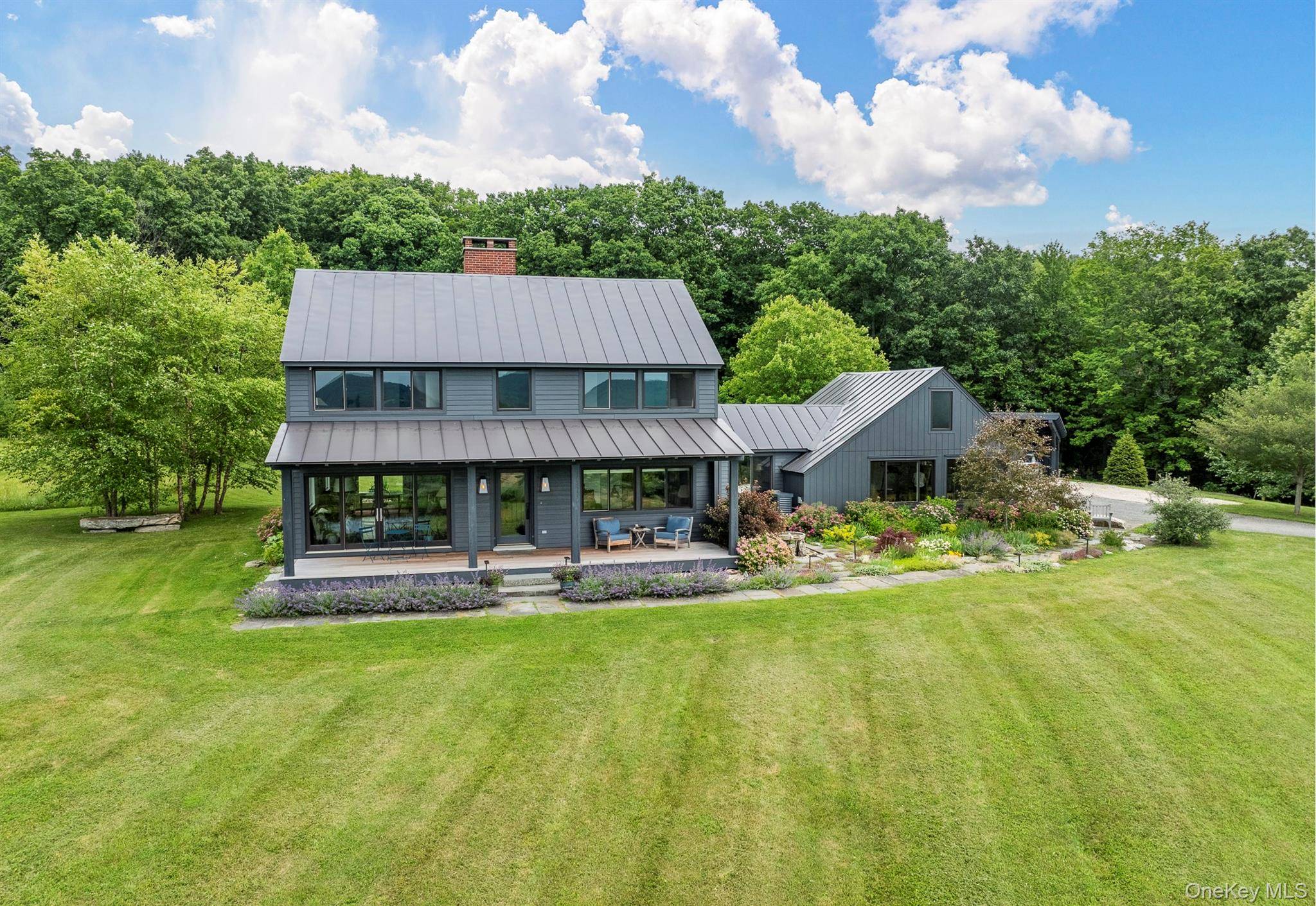 53 May LN, Chatham, NY 12165