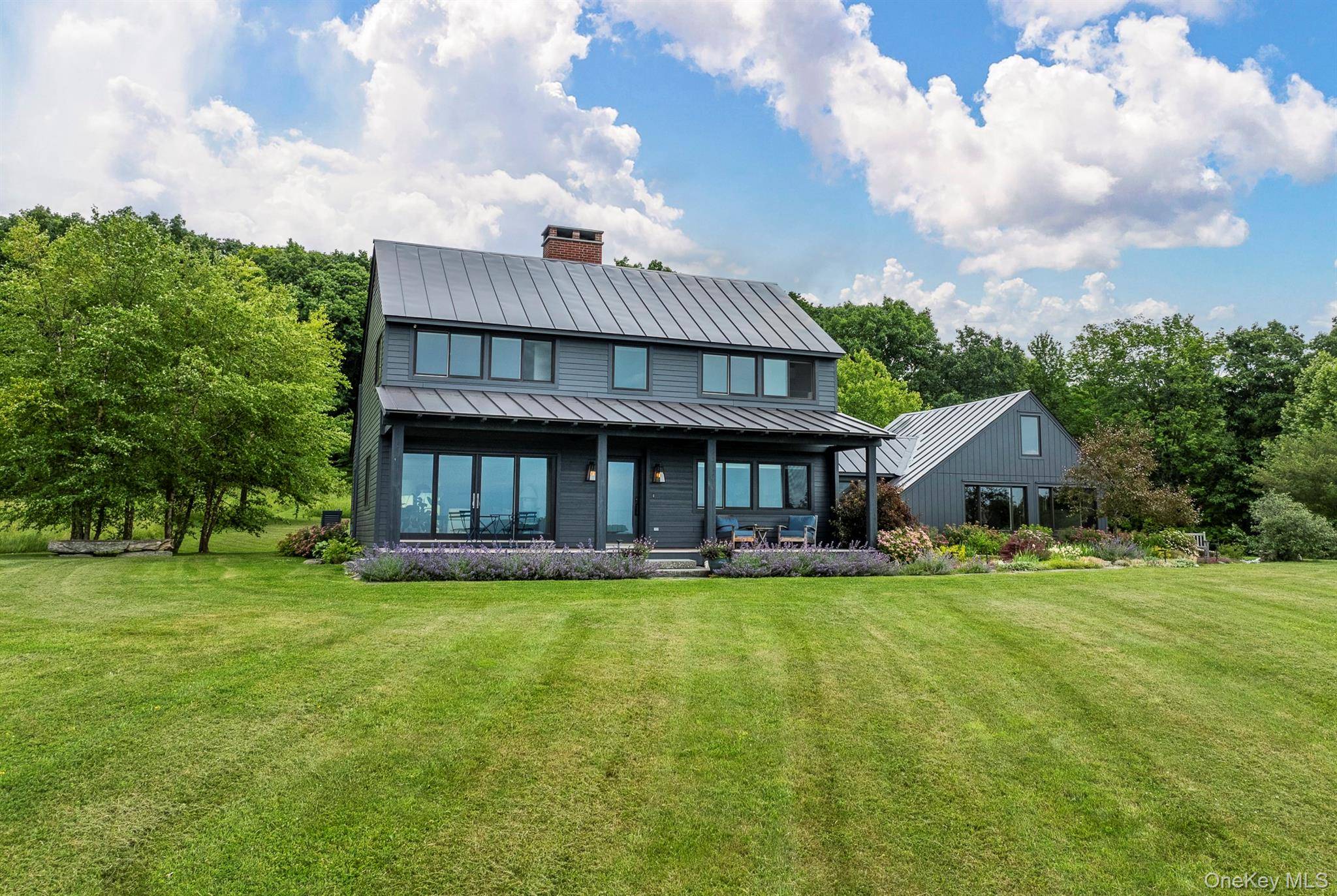 53 May LN, Chatham, NY 12165