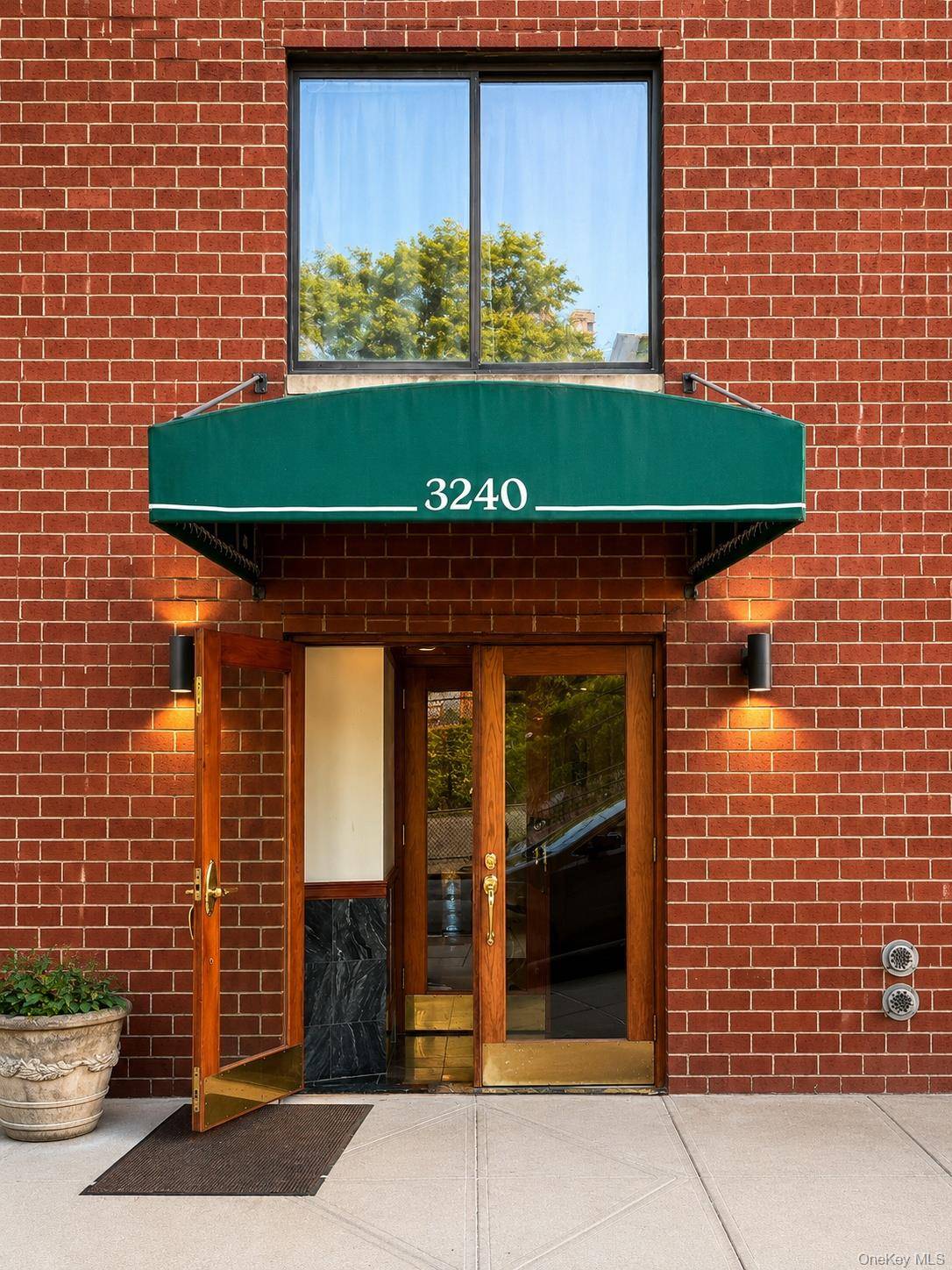 3240 Netherland AVE #1C, Bronx, NY 10463