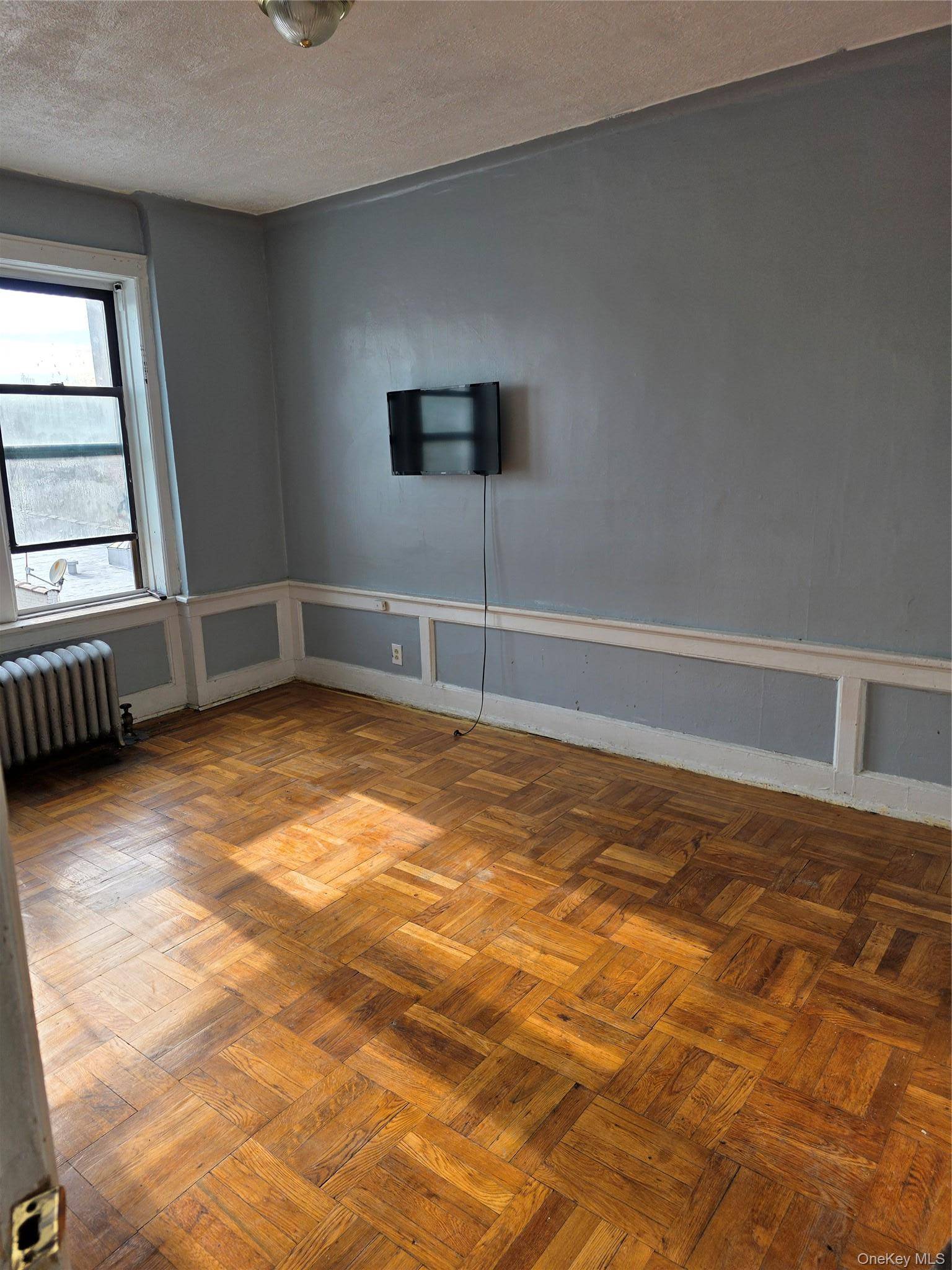1115 Dorchester RD #4f, Brooklyn, NY 12218