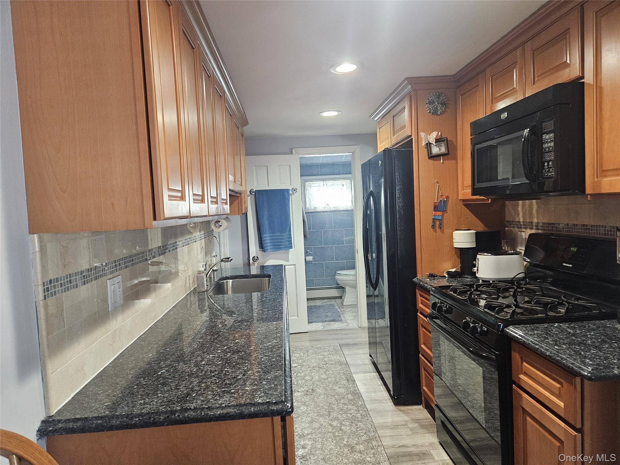 147 Lawson AVE, East Rockaway, NY 11518