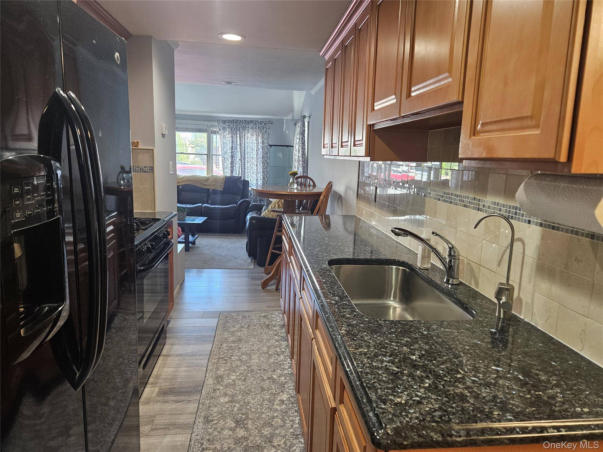 147 Lawson AVE, East Rockaway, NY 11518