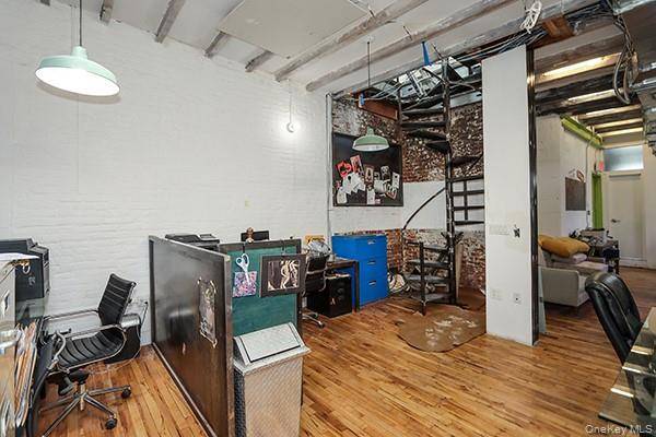 18 Herkimer PL #2nd Floor, Brooklyn, NY 11216
