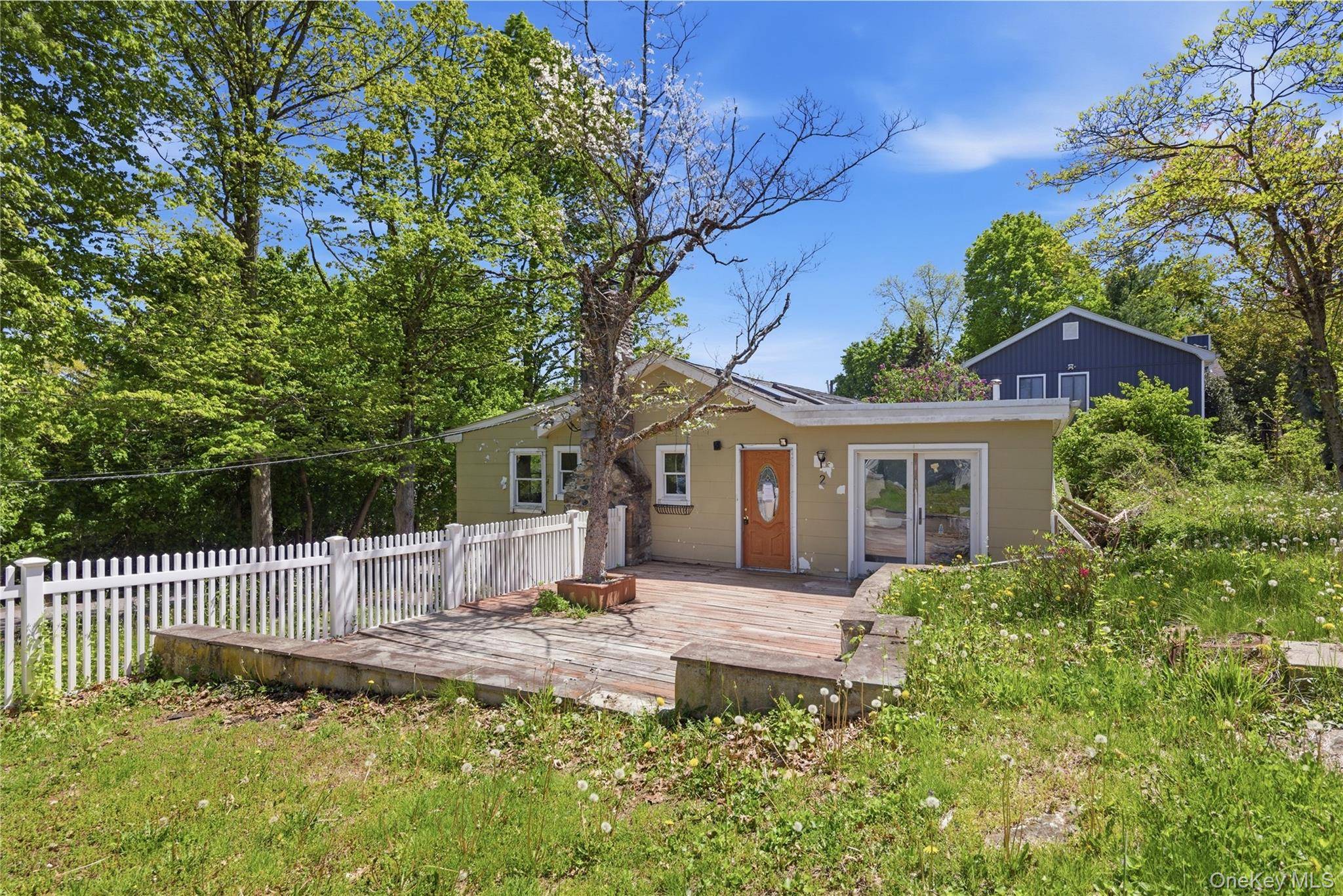 2 Springdale RD, Yorktown Heights, NY 10598