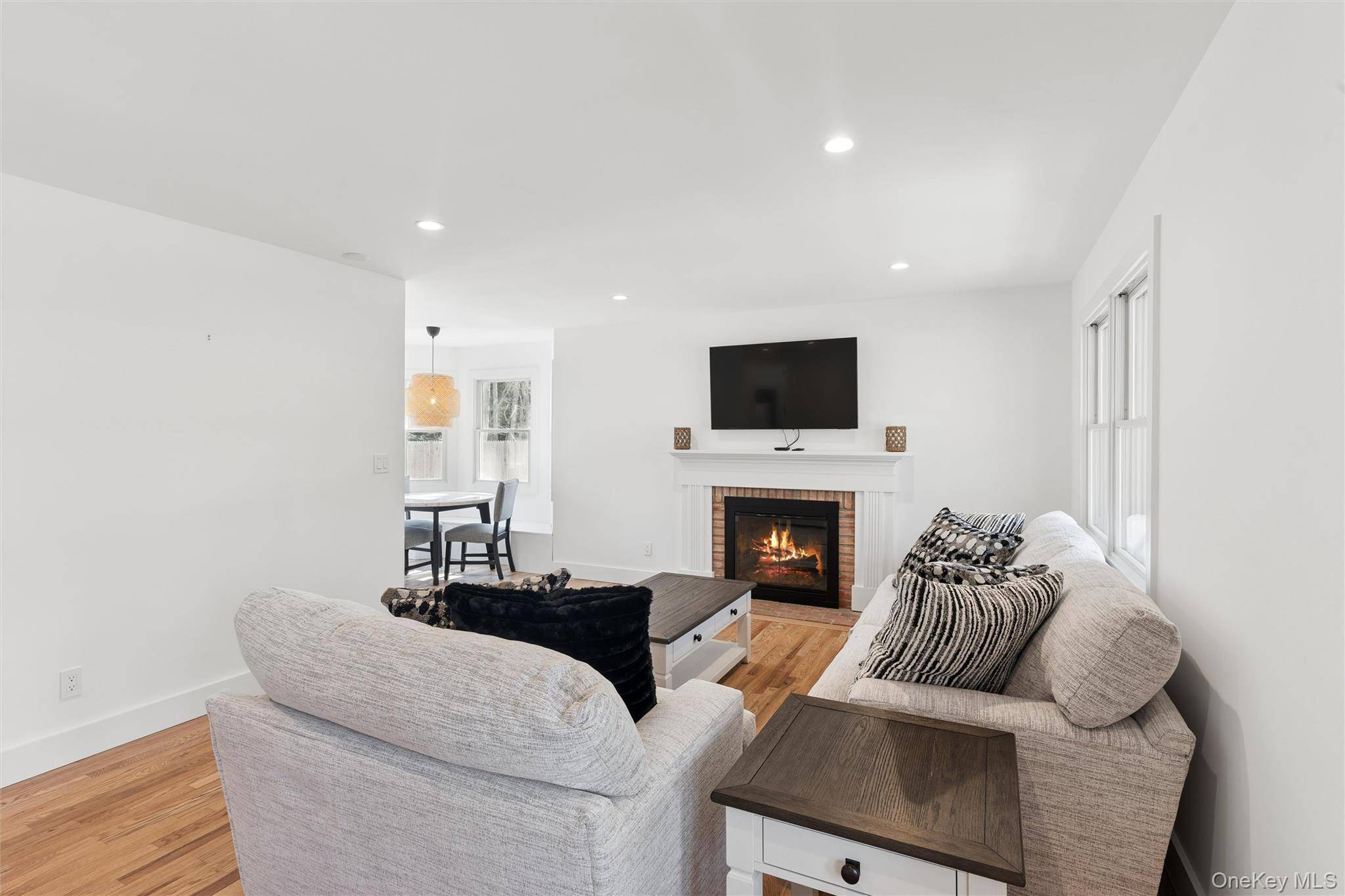 502 Springs Fireplace RD, East Hampton, NY 11937