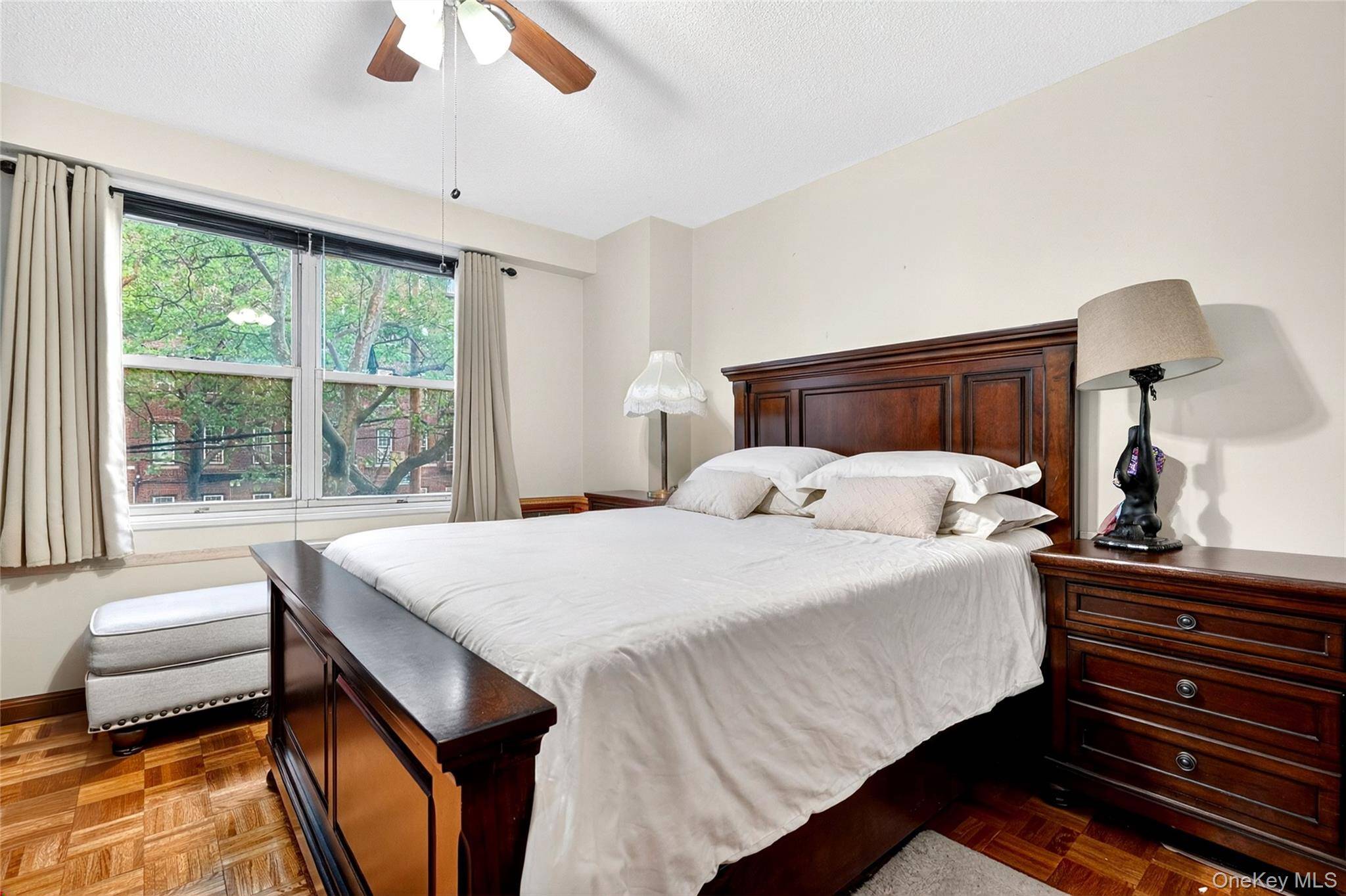 2550 Olinville AVE #2H, Bronx, NY 10467