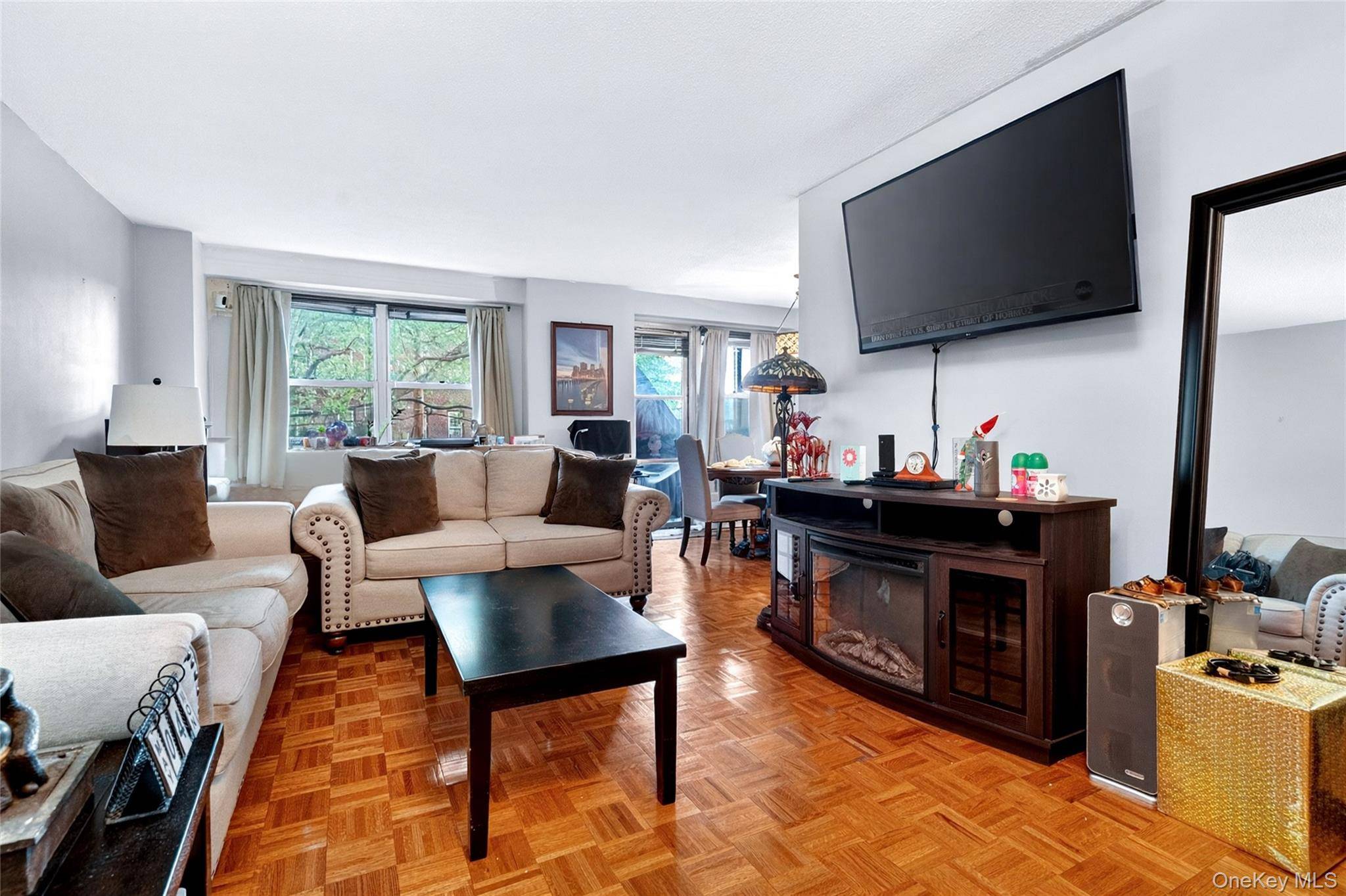 2550 Olinville AVE #2H, Bronx, NY 10467
