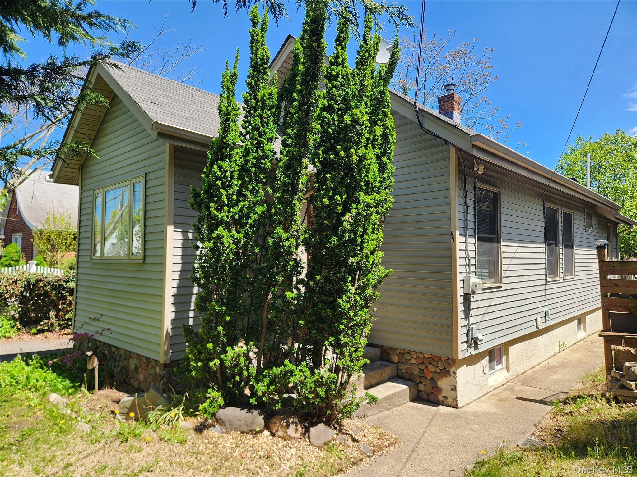 839 Fullerton AVE, Uniondale, NY 11553