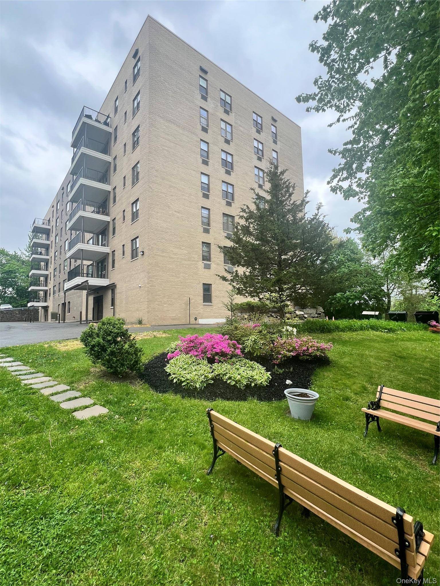 35 Stewart #601, Mount Kisco, NY 10549