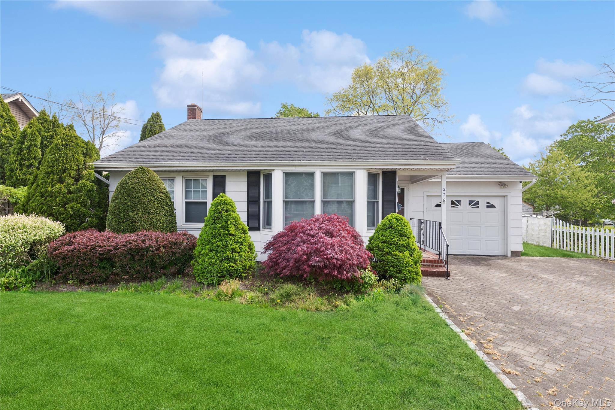 276 Fishel AVE, Riverhead, NY 11901