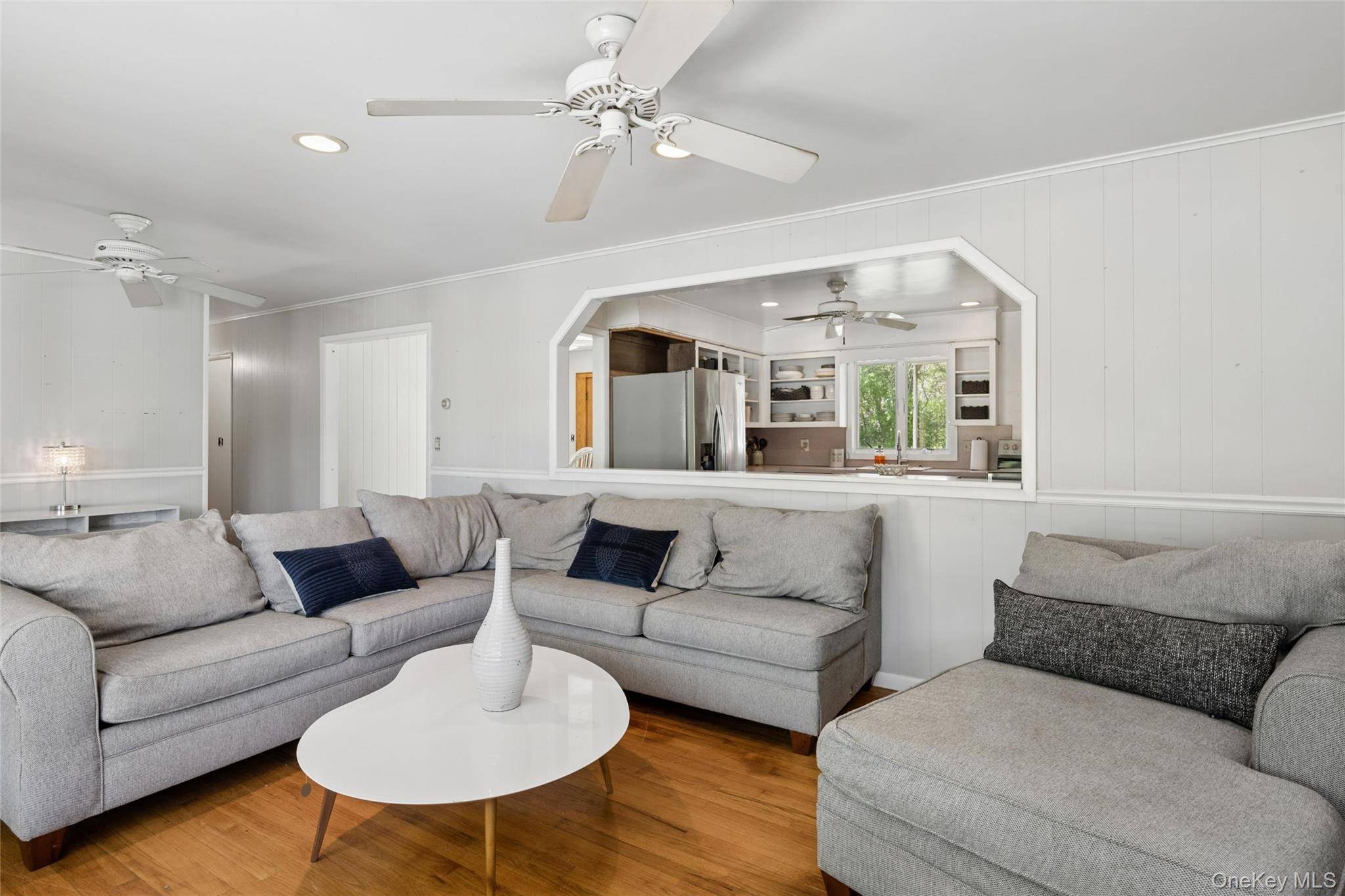 11 Columbia ST, Sag Harbor, NY 11963
