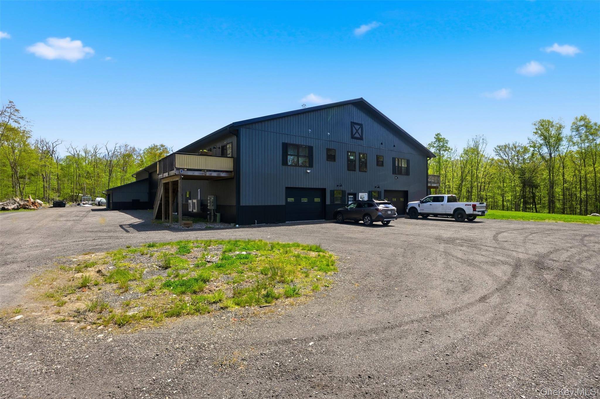 51 Redder RD, Pine Bush, NY 12566