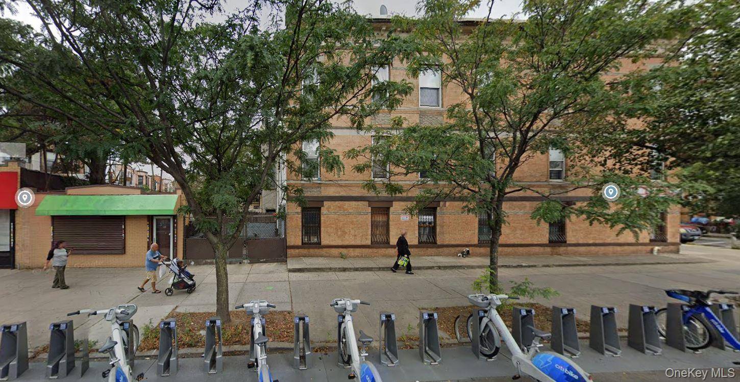 60-98 69th AVE, Ridgewood, NY 11385